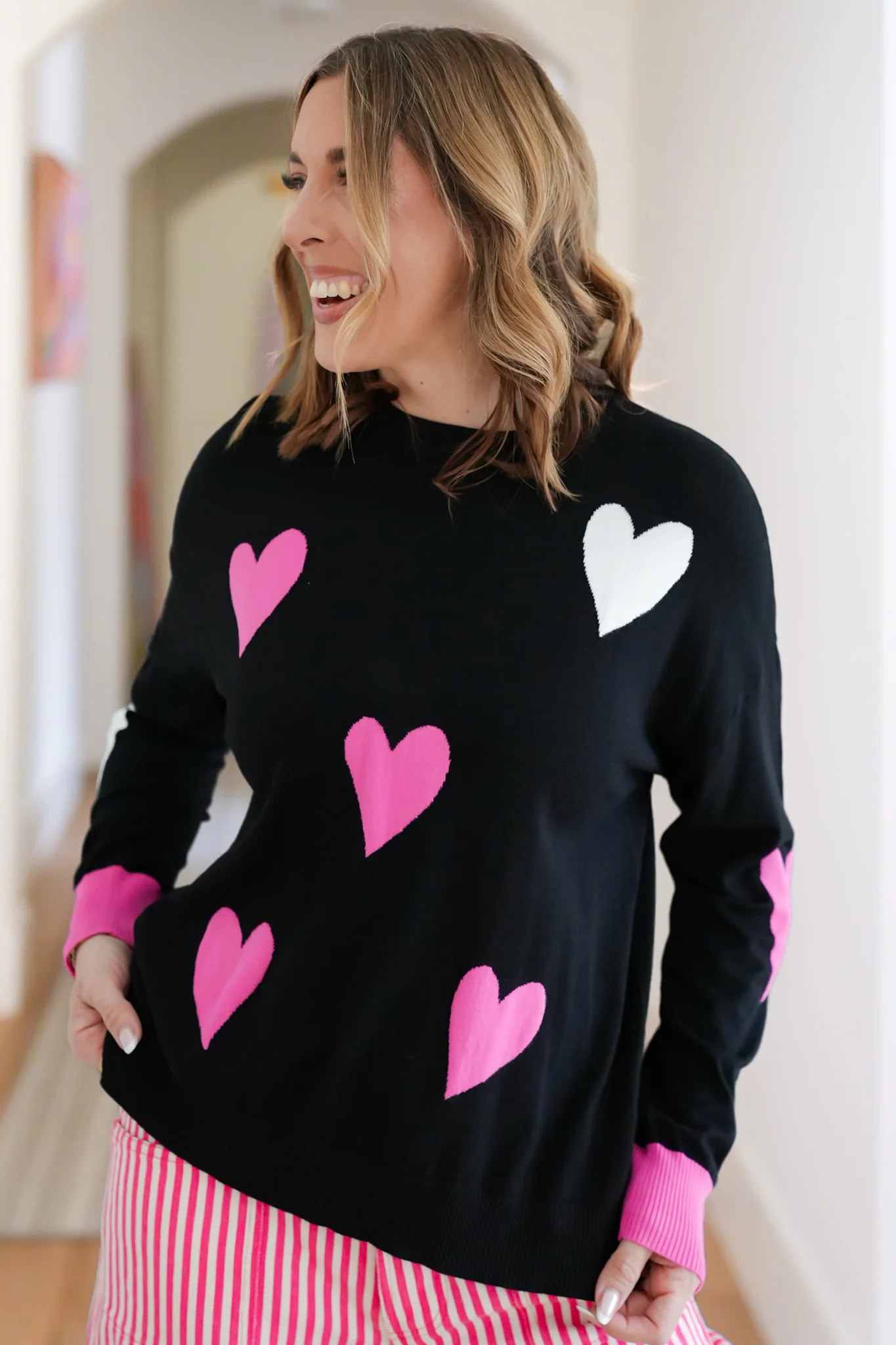 All Over Heart Pattern Long Sleeve Pullover Sweater - Image 4