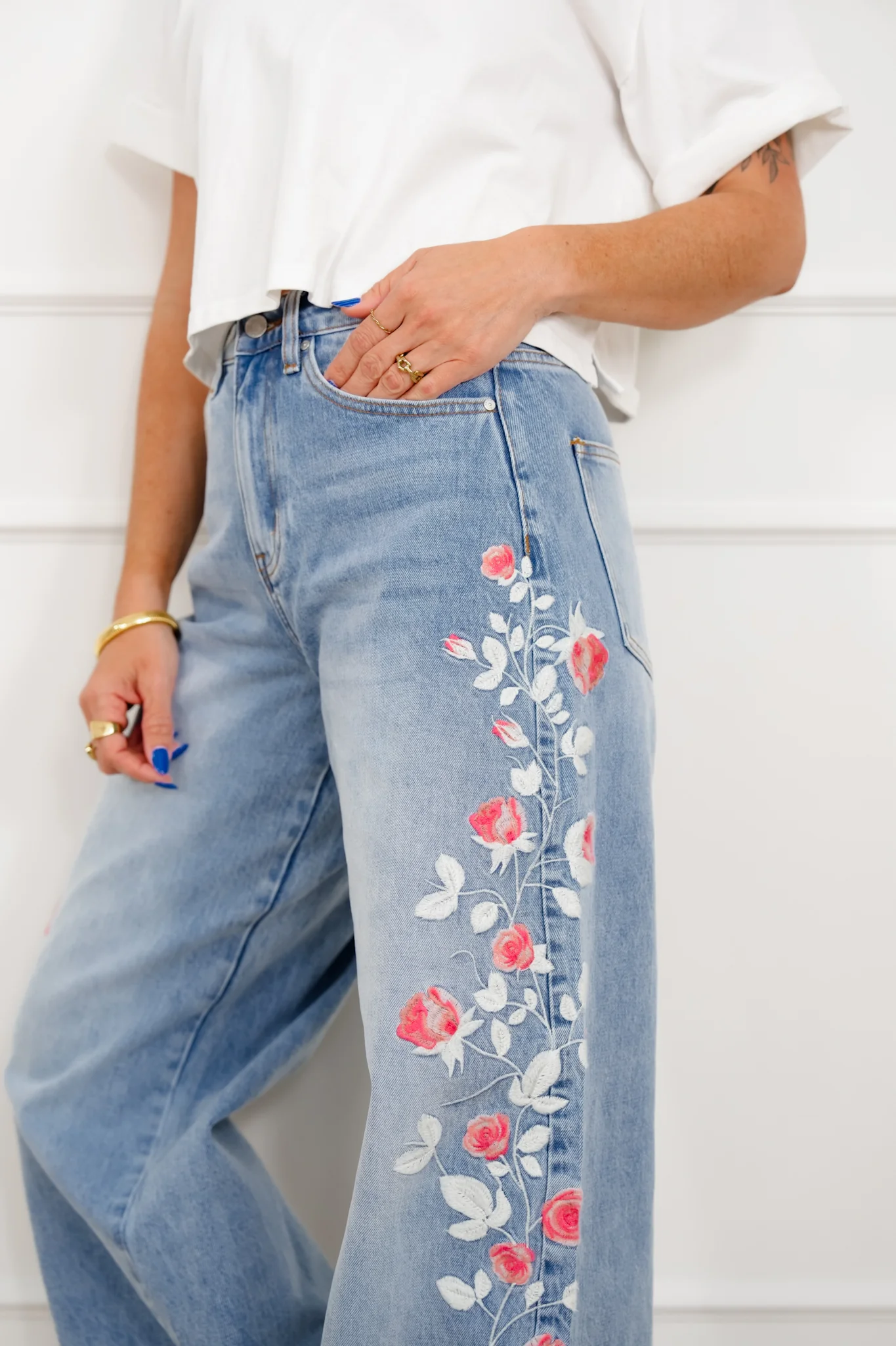 Bayeas High Rise Light Wash Barrel Jeans with Floral Embroidery - Image 8