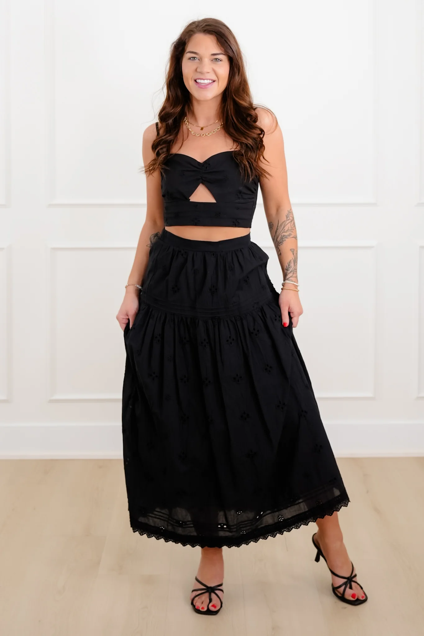 Black Eyelet Elastic Waist Midi Skirt - Image 2