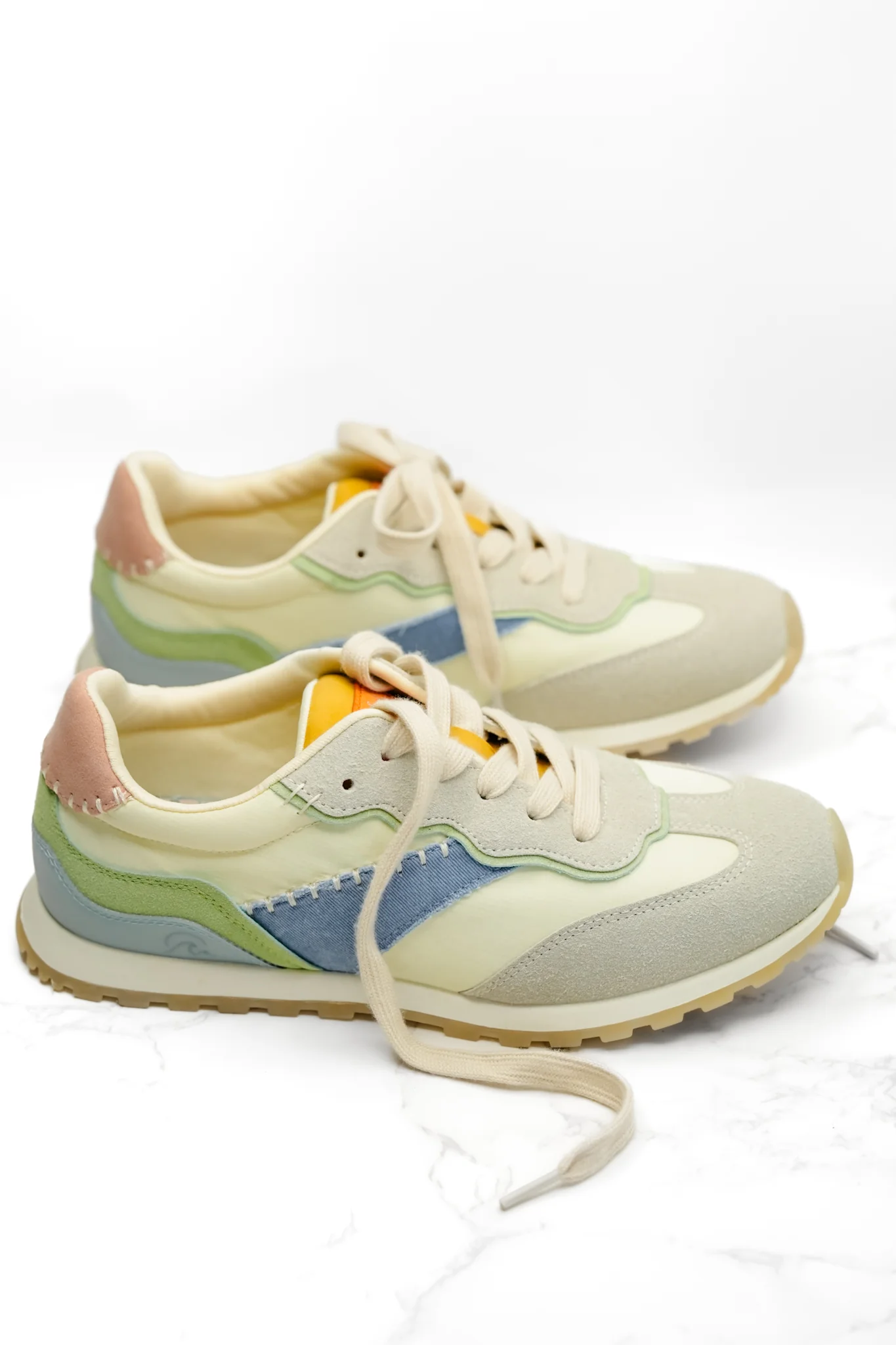 Blowfish Mixed Texture Panel Lace Up Sneaker - Image 3