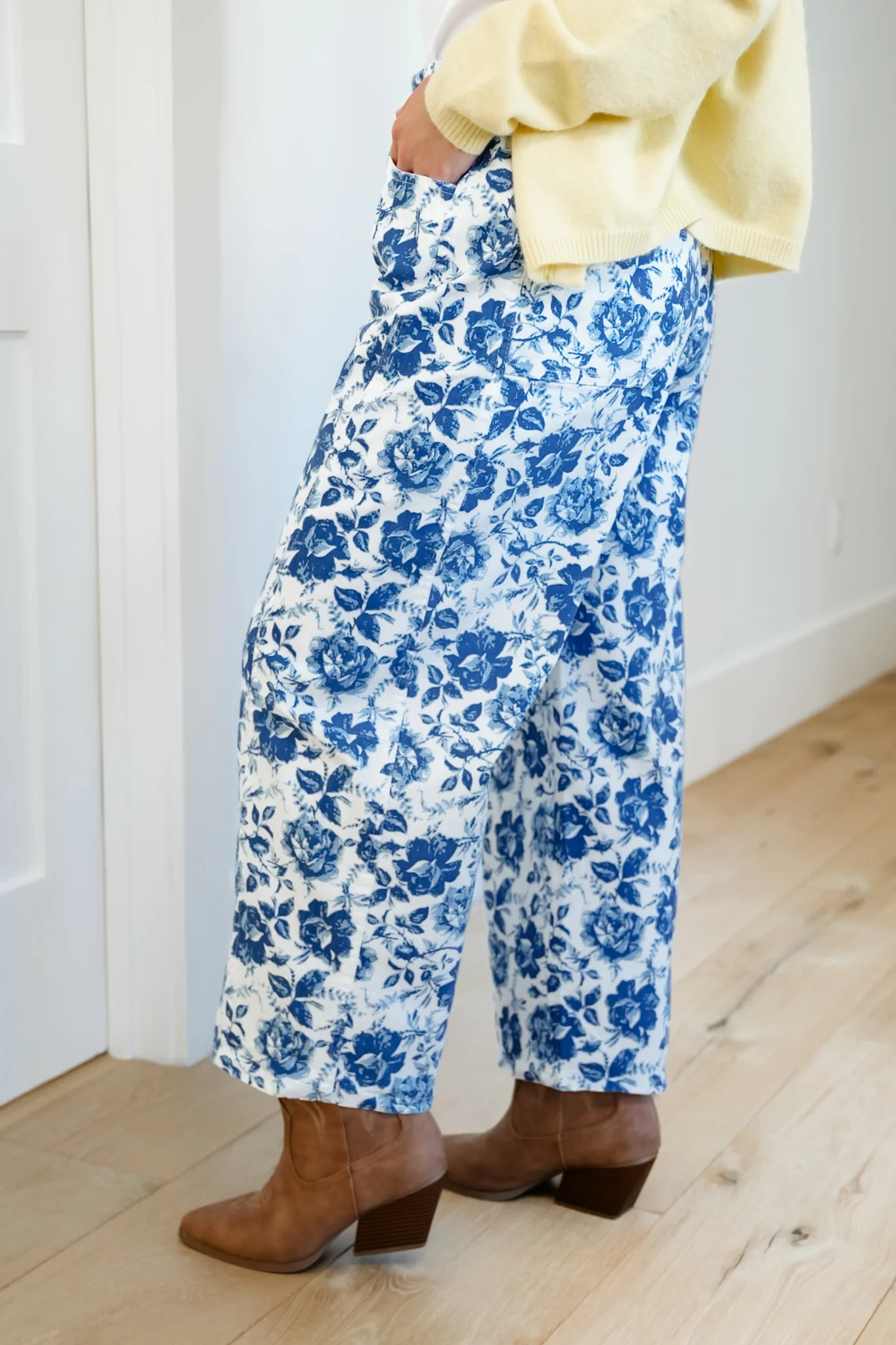 Blue Rose Print Twill Barrel Pants - Image 3