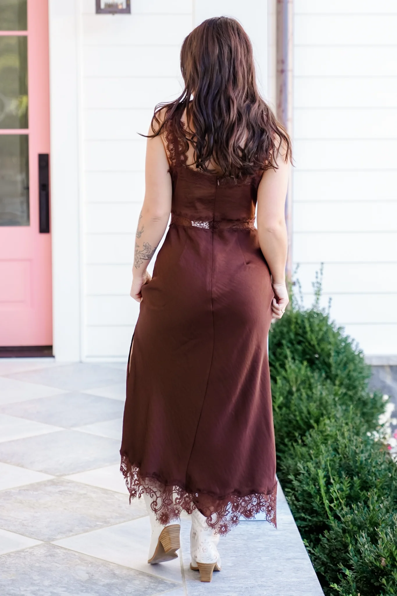 Brown Satin Sleeveless Maxi Dress with Lace Trim - Image 4