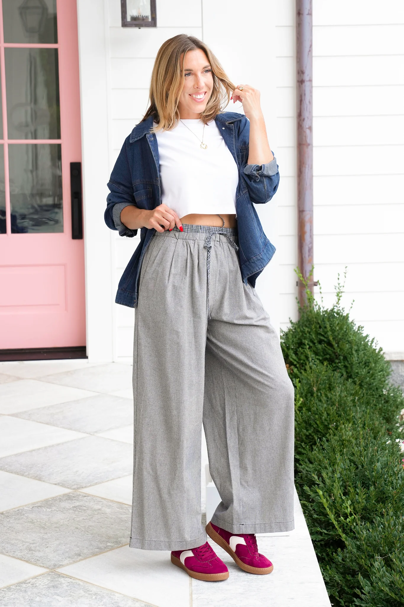 Checkered Elastic Waist Pants with Plaid Accent - Image 4