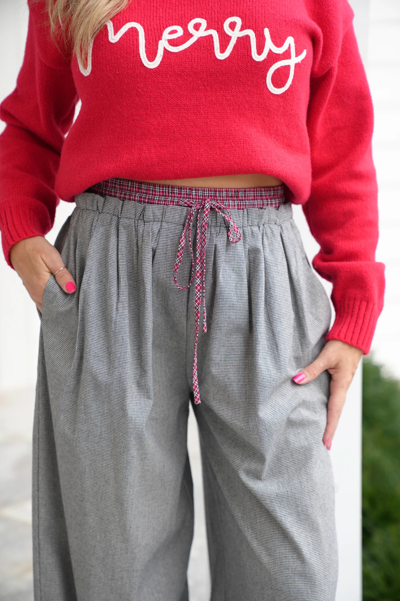 Checkered Elastic Waist Pants with Plaid Accent - Image 5