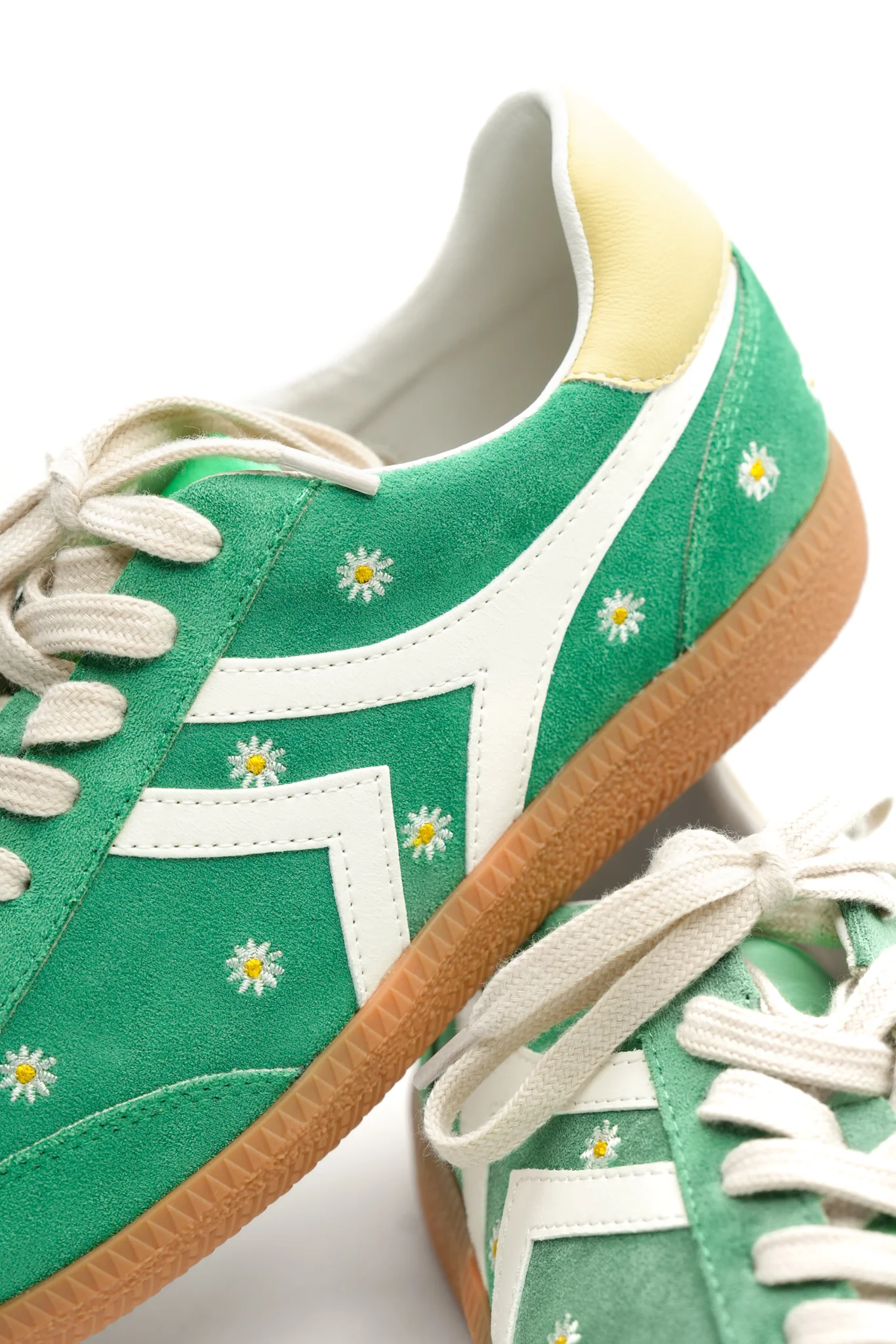 Daisy Embroidered Vegan Suede Retro Sneaker - Image 4