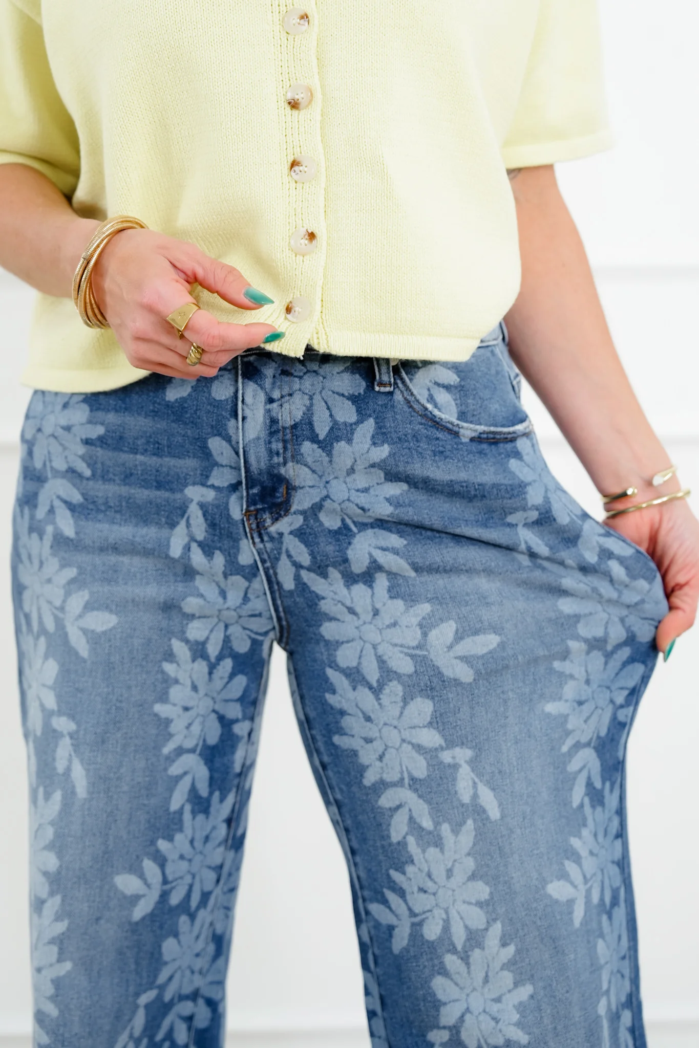 Daisy Print High Waist Wide Leg Jeans - Image 2