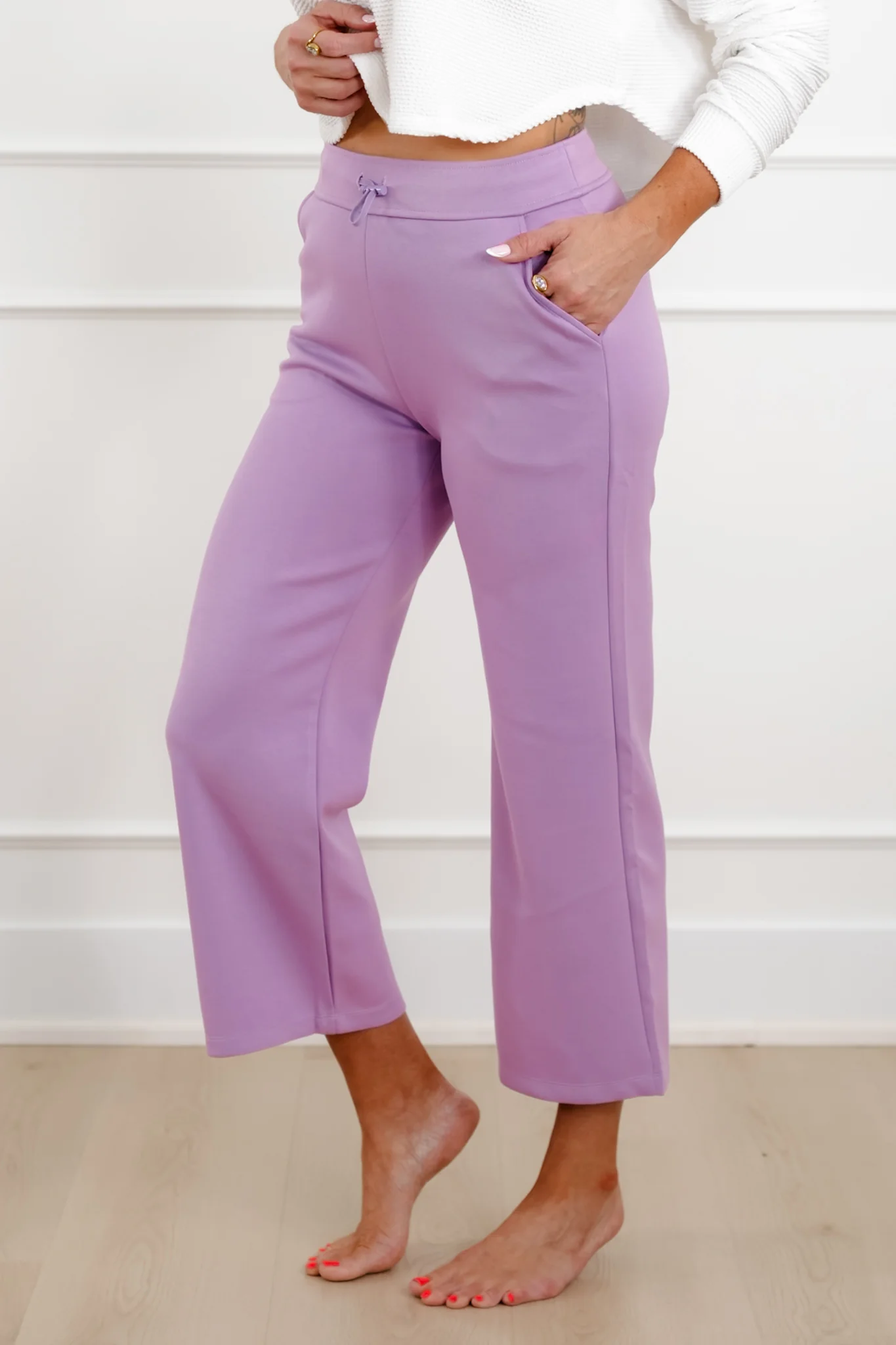 Door Buster! Plus/Reg Elastic Waist Cropped Pants - Image 5