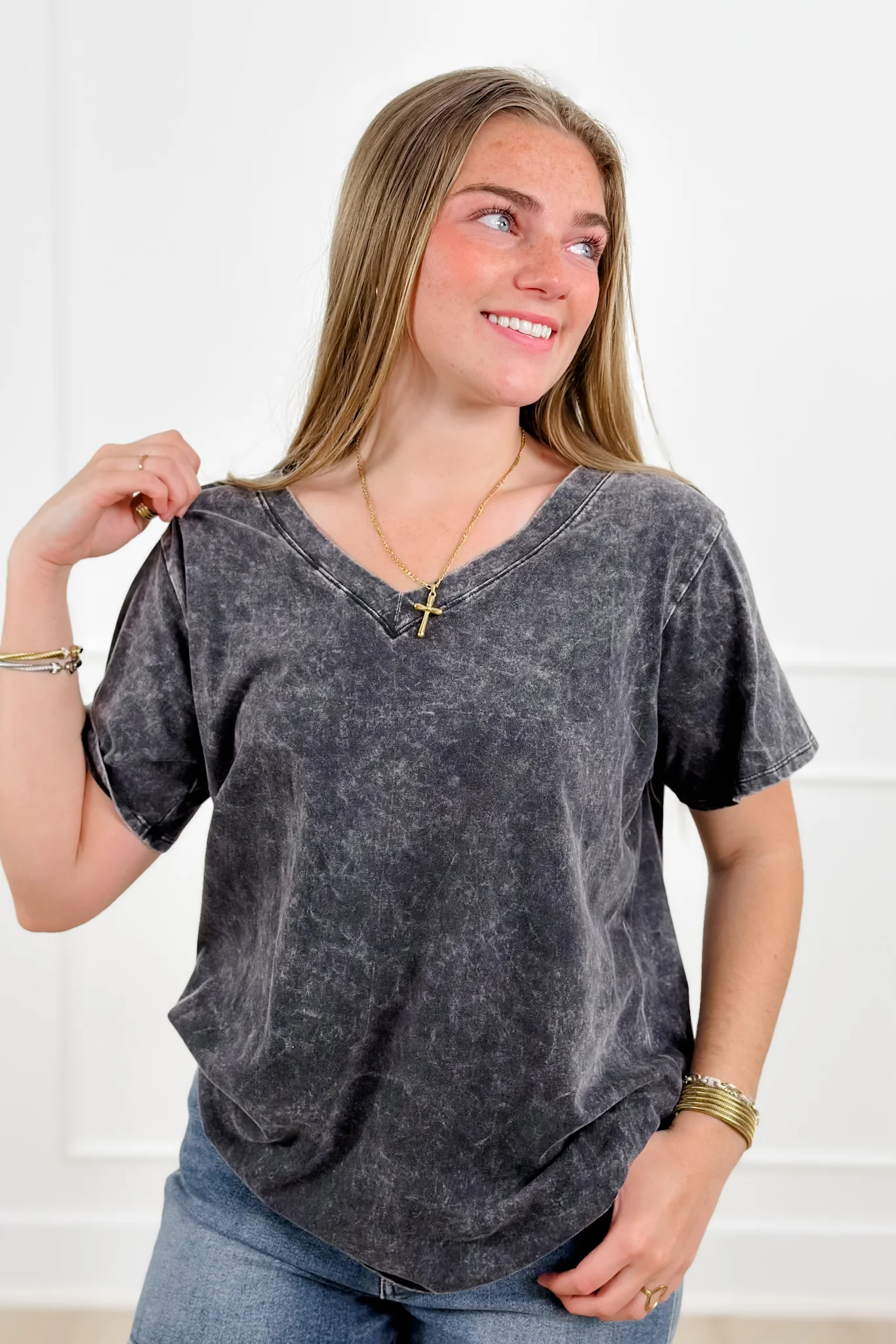 Door Buster! Zenana Washed Short Sleeve V-Neck Top - Image 7