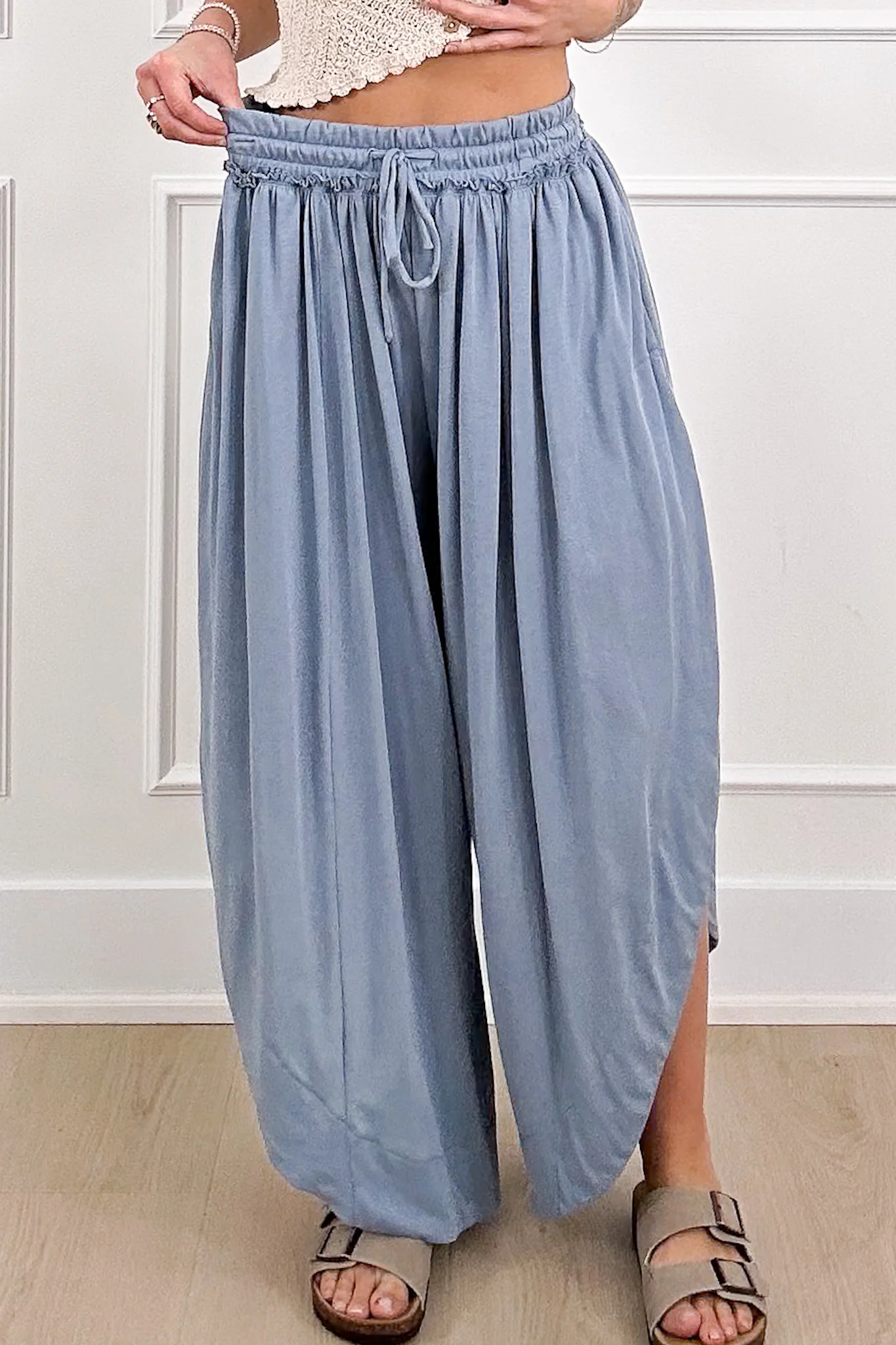 Elastic Waist Wide Leg Tulip Hem Pants - Image 5