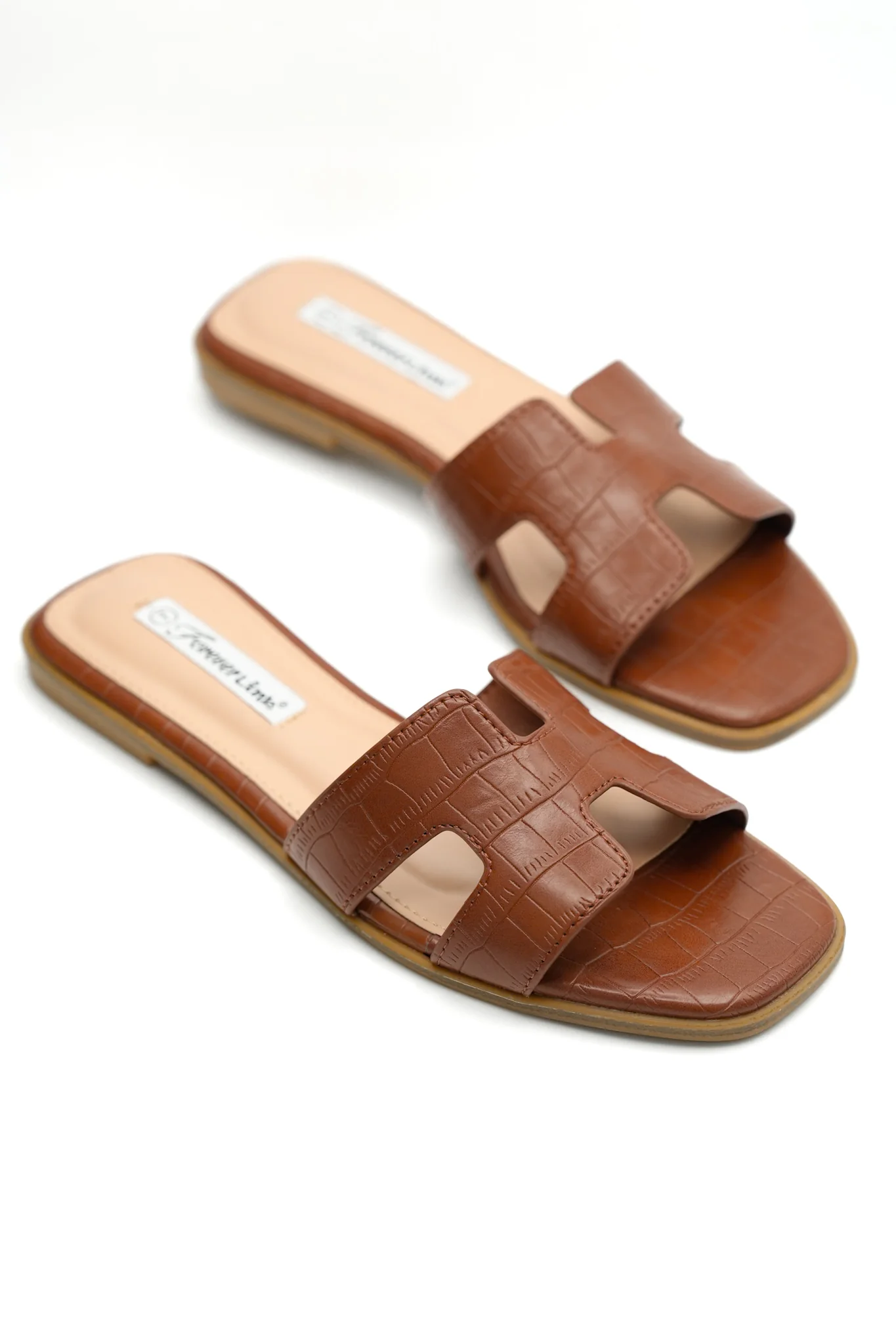Embossed Crocodile Pattern Flat Slide - Image 4