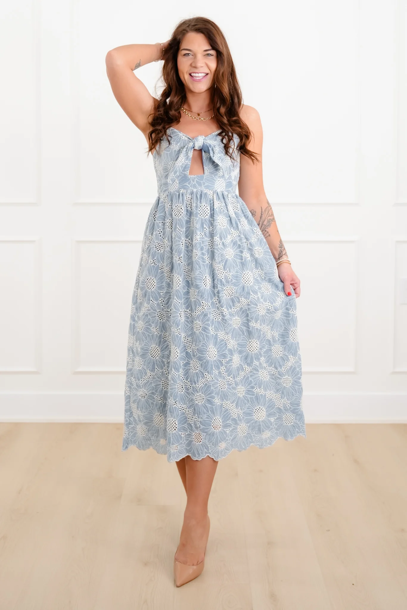 Floral Embroidered Sleeveless Midi Dress - Image 5