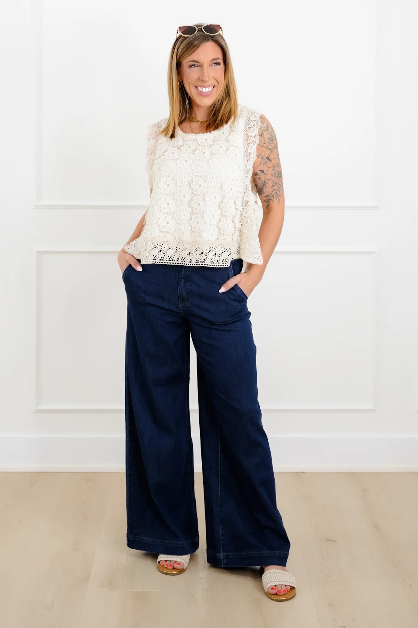 Plus/Reg Floral Lace Sleeveless Top with Side Ties - Image 4