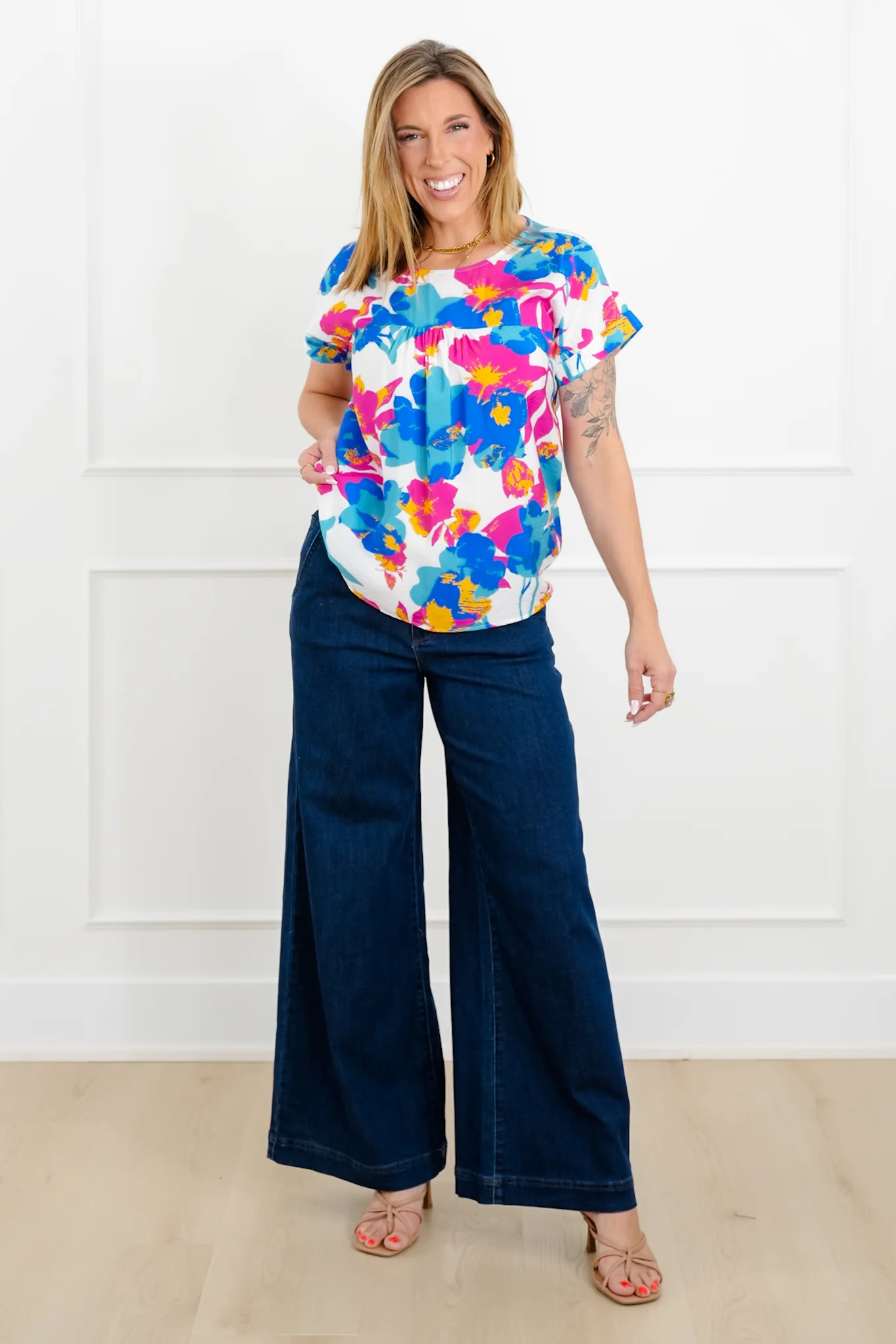Floral Print Short Sleeve Top - Image 3