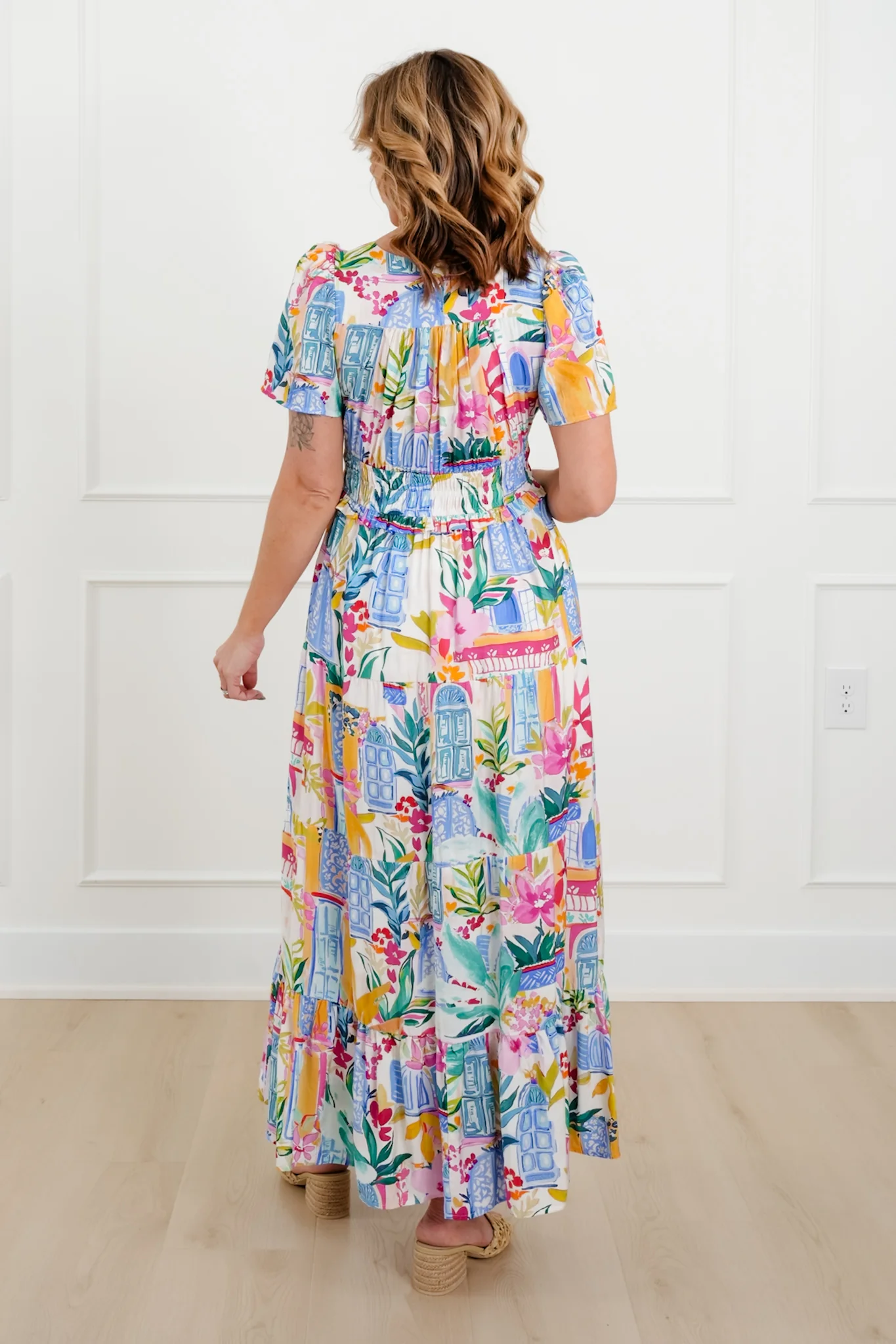 Floral Print Short Sleeve Deep V Neck Tiered Maxi Dress - Image 4