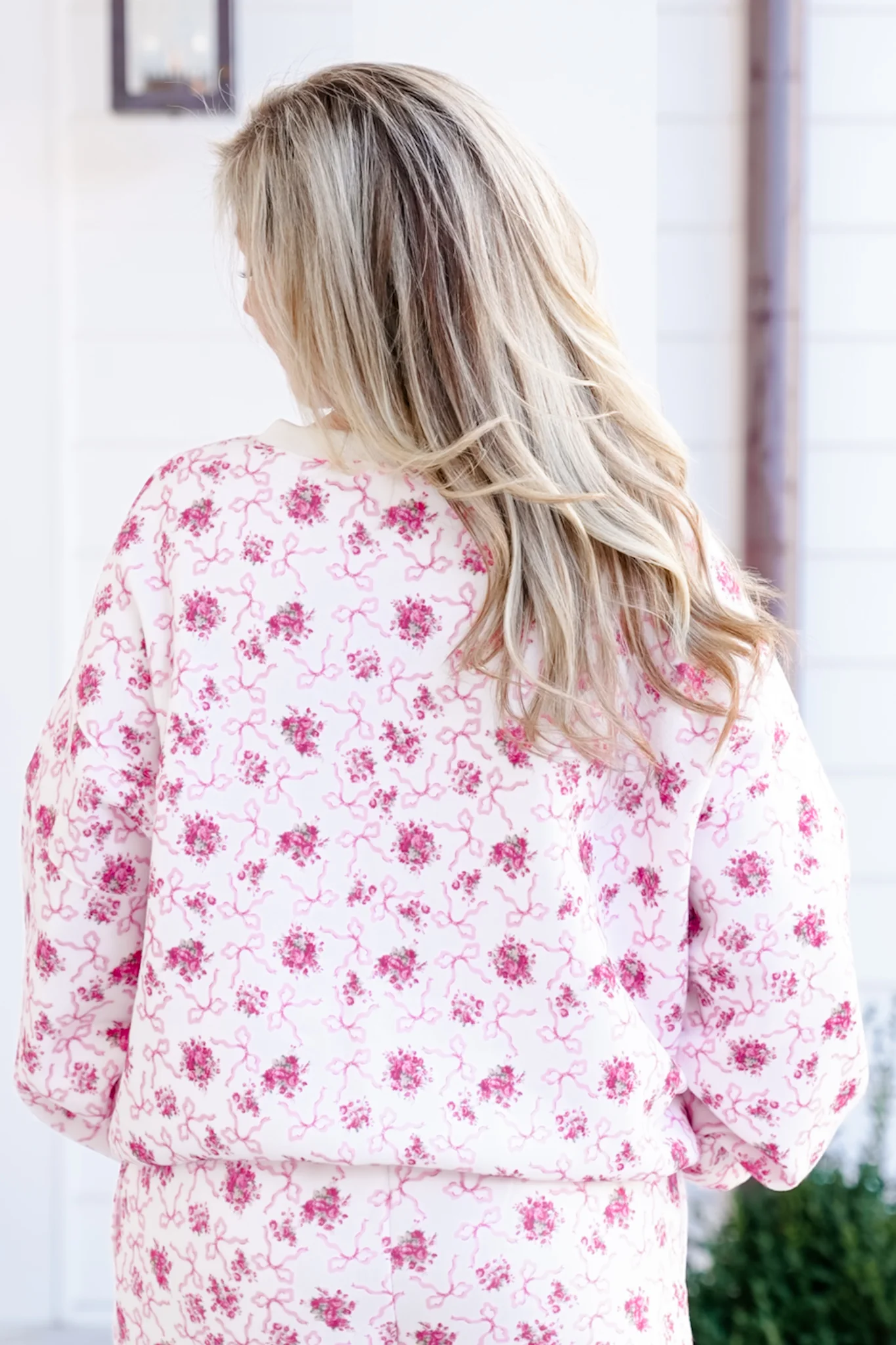 Floral and Bow Print Long Sleeve Fleece Sweatshirt - Image 4