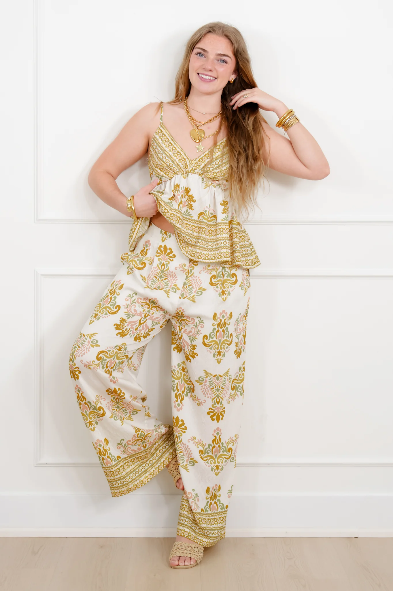 Floral Print Wide Leg Palazzo Pants - Image 3