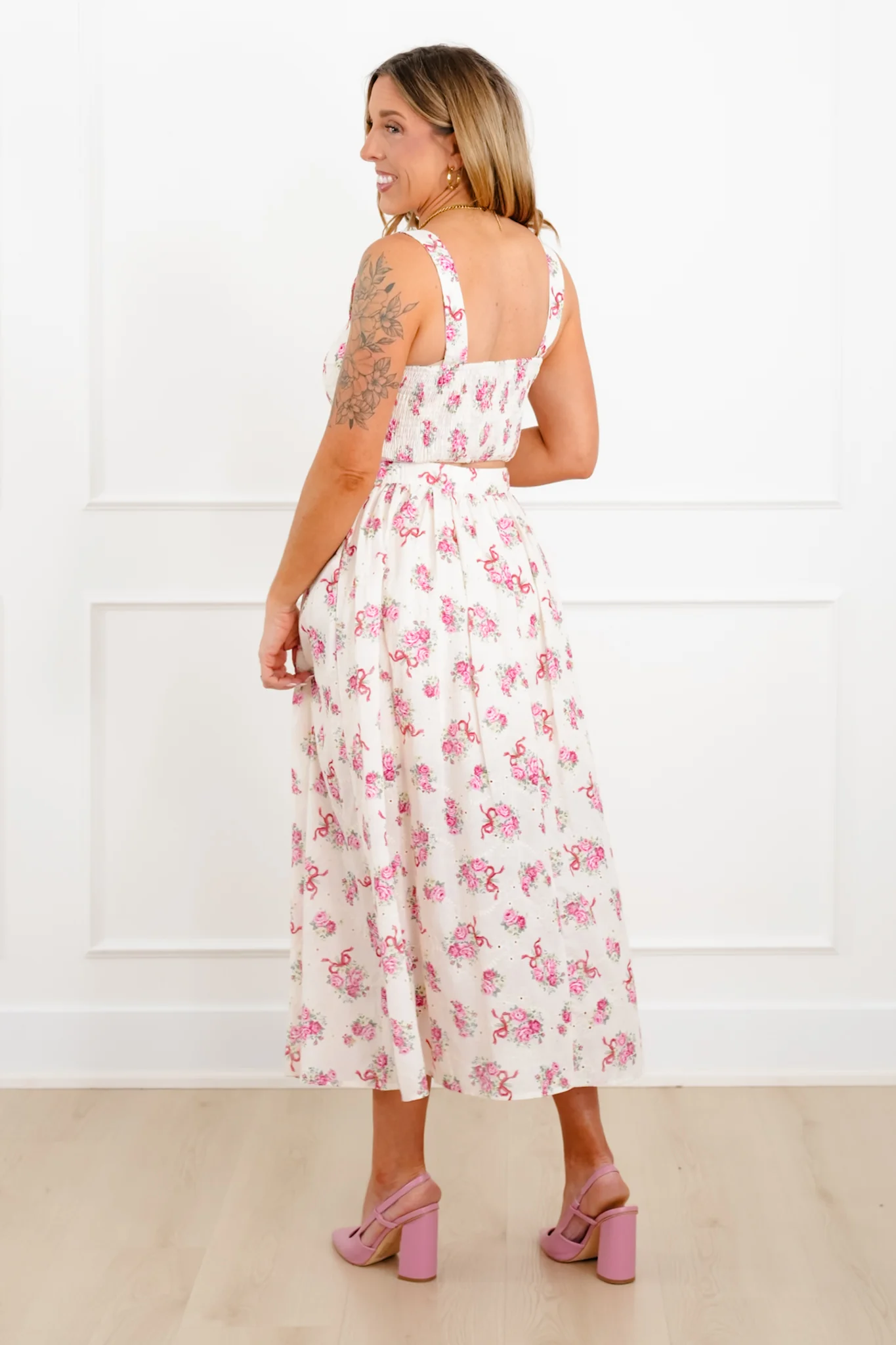 Floral Sleeveless Crop Top and Skirt Set - Image 5