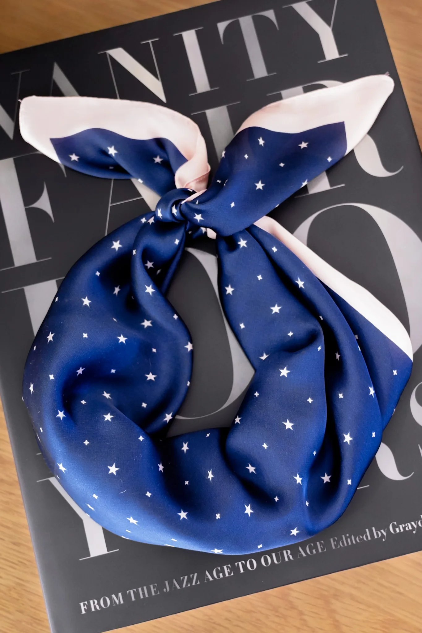 German Fuentes Star Pattern Small Scarf - Image 5