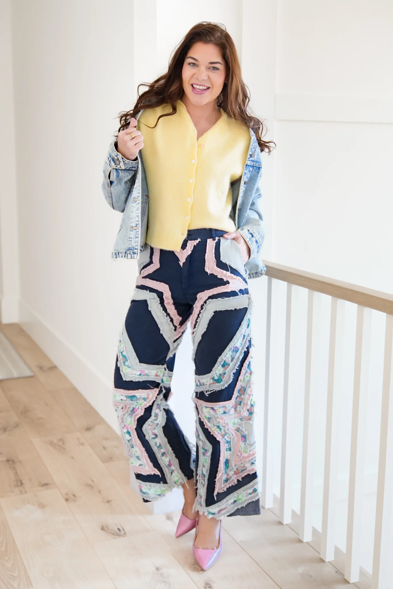 High Waist Frayed Star Patch Pants - Image 3