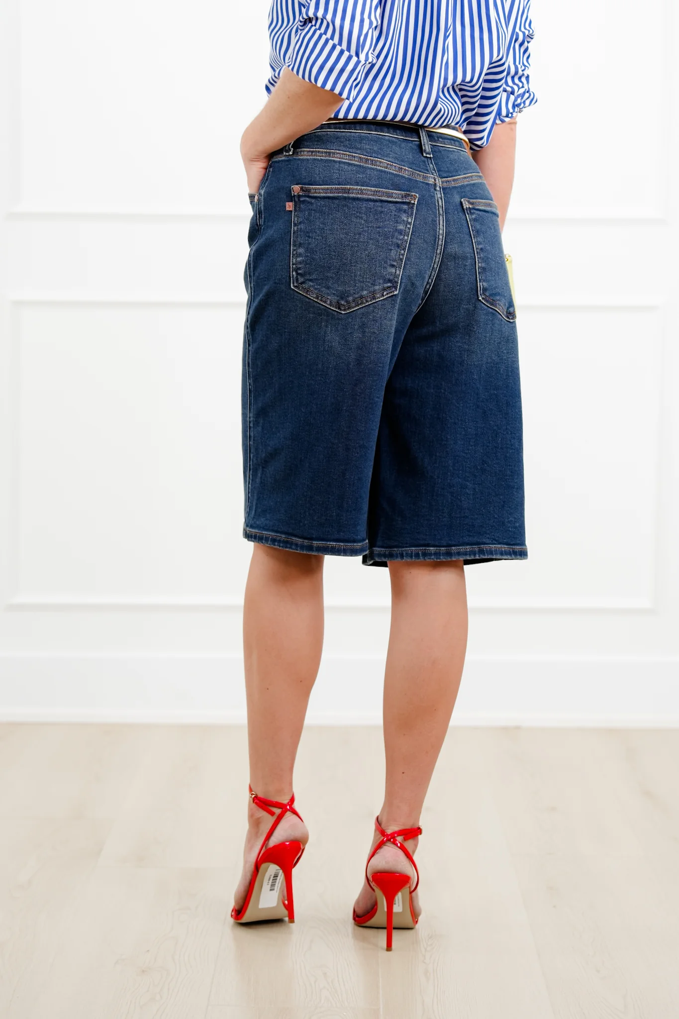 Judy Blue Dark Wash Jort - Image 6