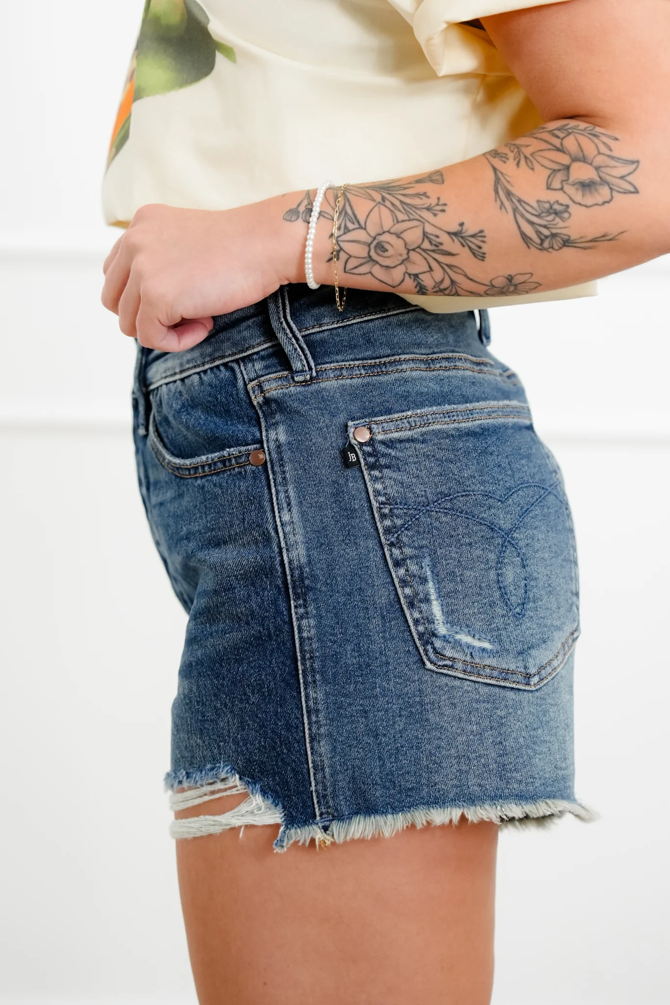 Judy Blue Dark Wash Rigid Magic Cut Off Shorts - Image 2