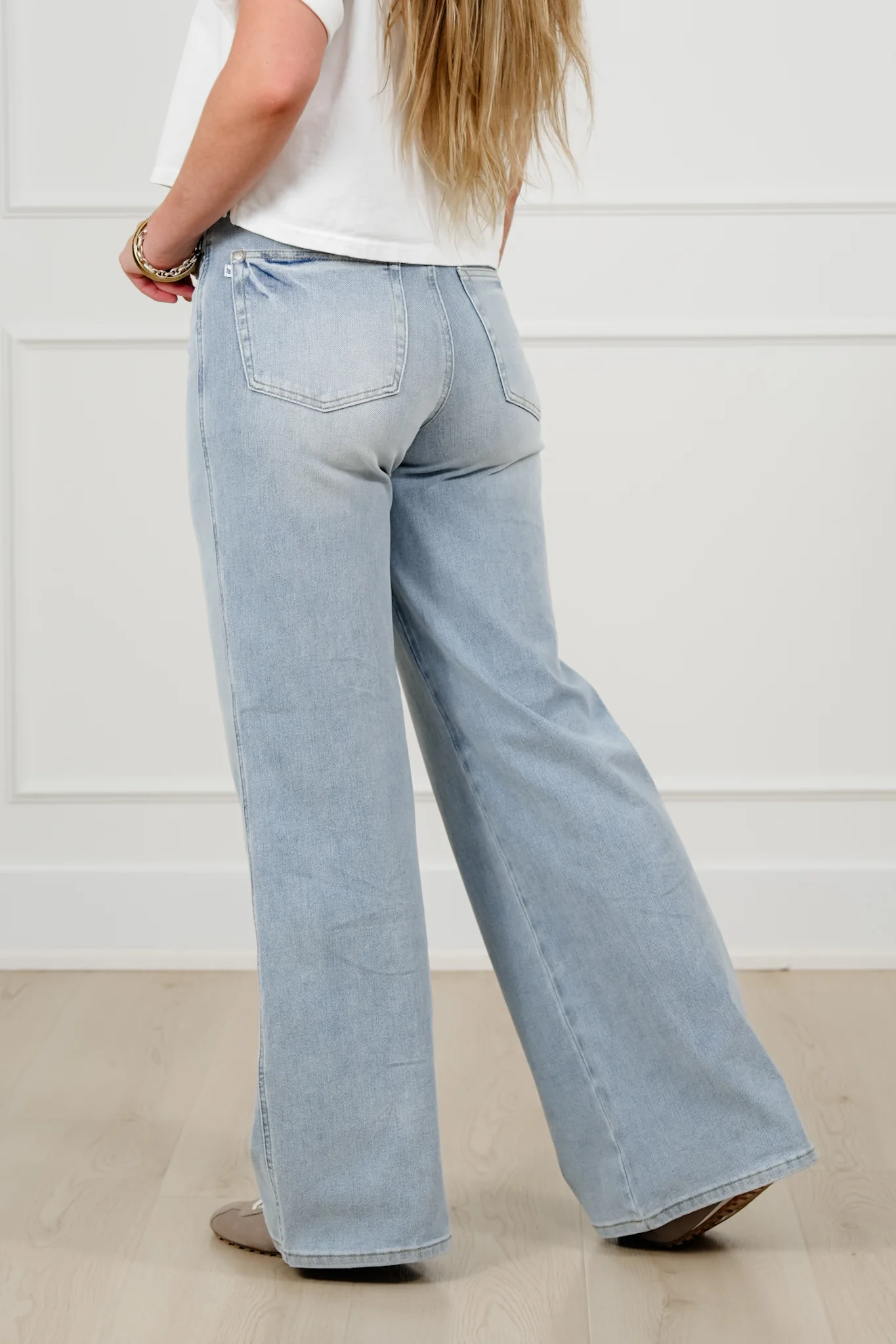 Judy Blue Secret Sauce 2.0 High Rise Light Wash Petite/Reg Tummy Control Retro Wide Leg Jeans - Image 6