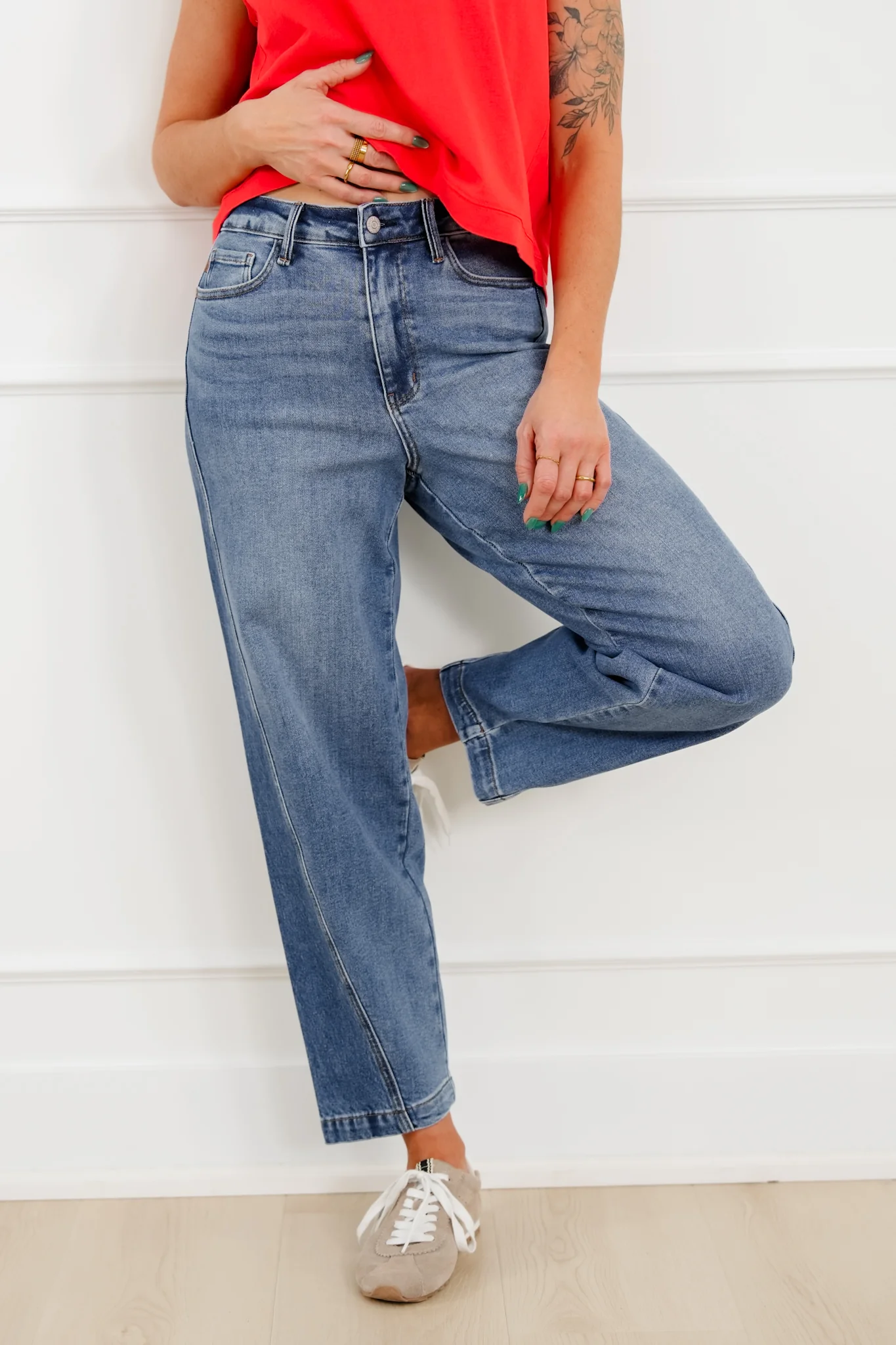Judy Blue High Rise Medium Wash Rigid Magic Panel Barrel Jeans - Image 3