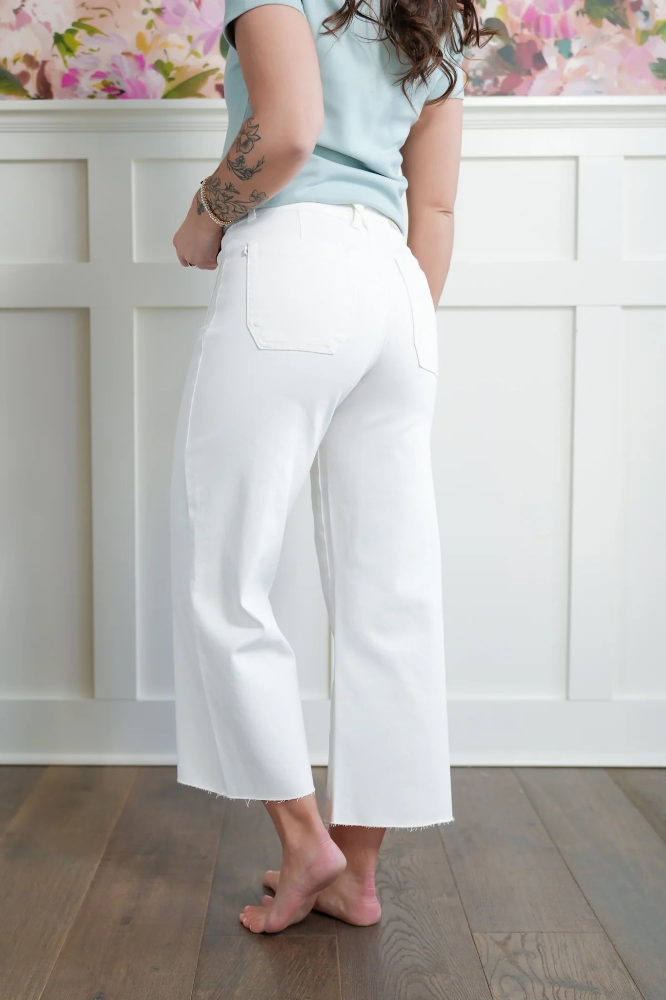 Judy Blue High Rise White Cropped Wide Leg Jeans with Patch Pockets - Image 5