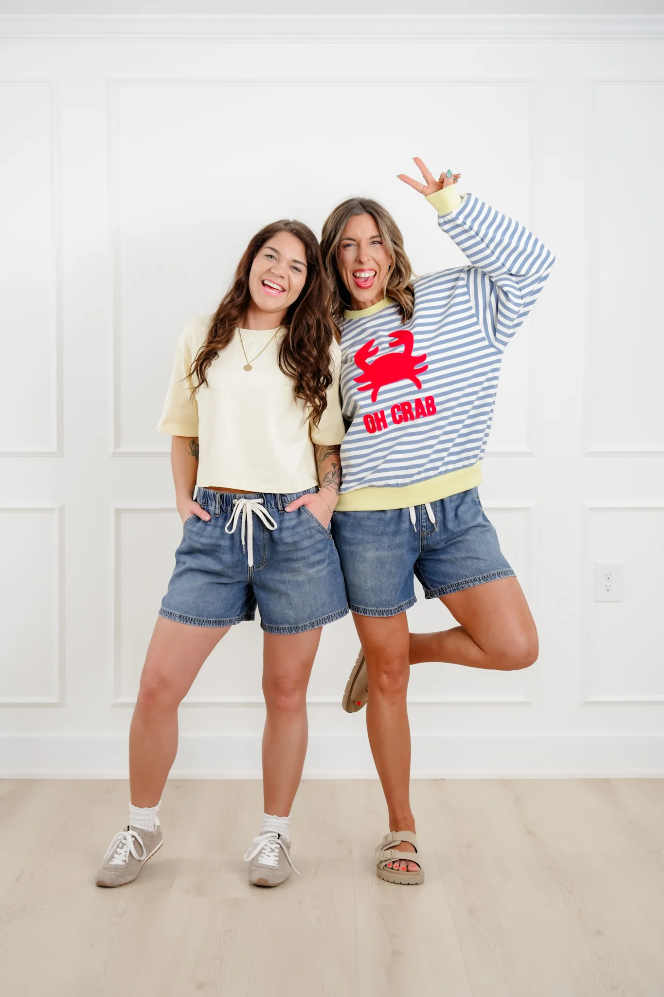 Judy Blue Medium Wash Featherweight Baggy Shorts - Image 2