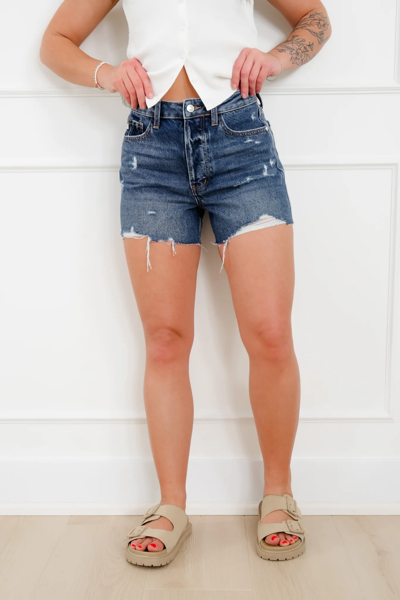 Judy Blue Medium Wash Rigid Magic Cut Off Shorts - Image 6