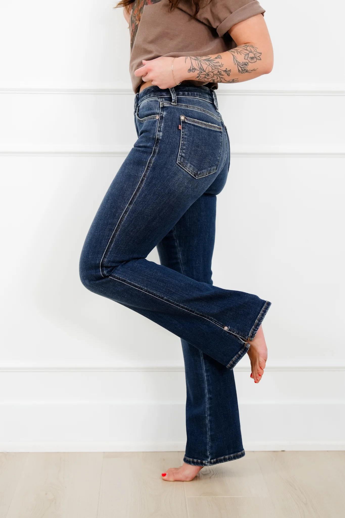 Judy Blue Mid Rise Dark Wash Bootcut Jeans with Slit and Cell Phone Pocket - Image 7