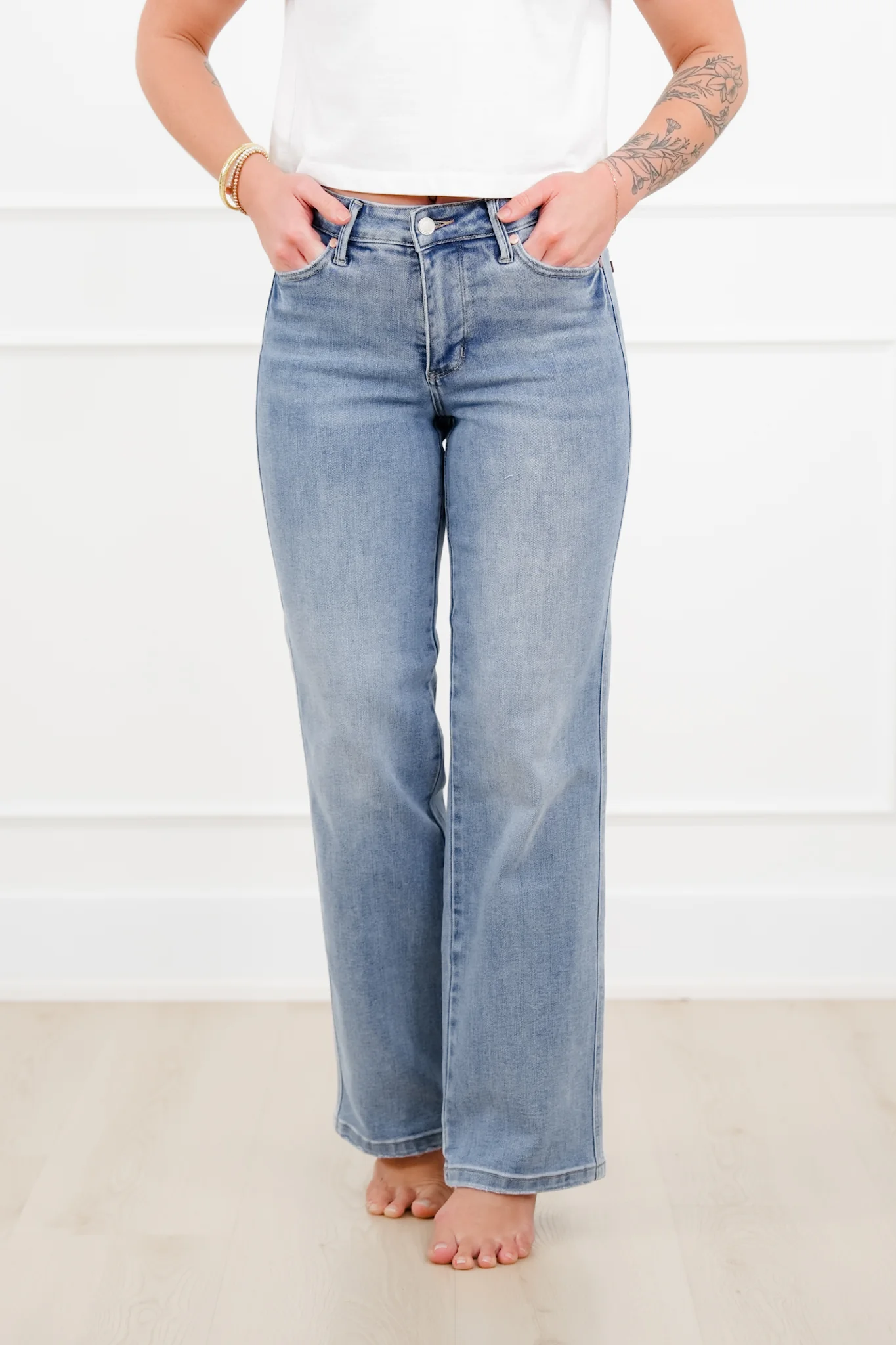 Judy Blue Petite/Reg The Karly Mid Rise Medium Vintage Wash Tummy Control Straight Leg Jeans - Image 3