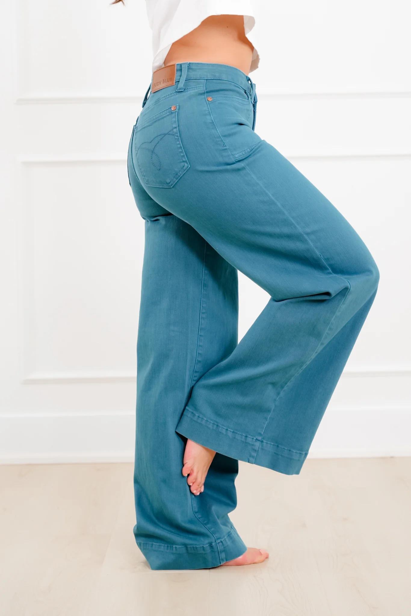 Judy Blue Mid Rise Teal Utility Pocket Wide Leg Jeans - Image 3