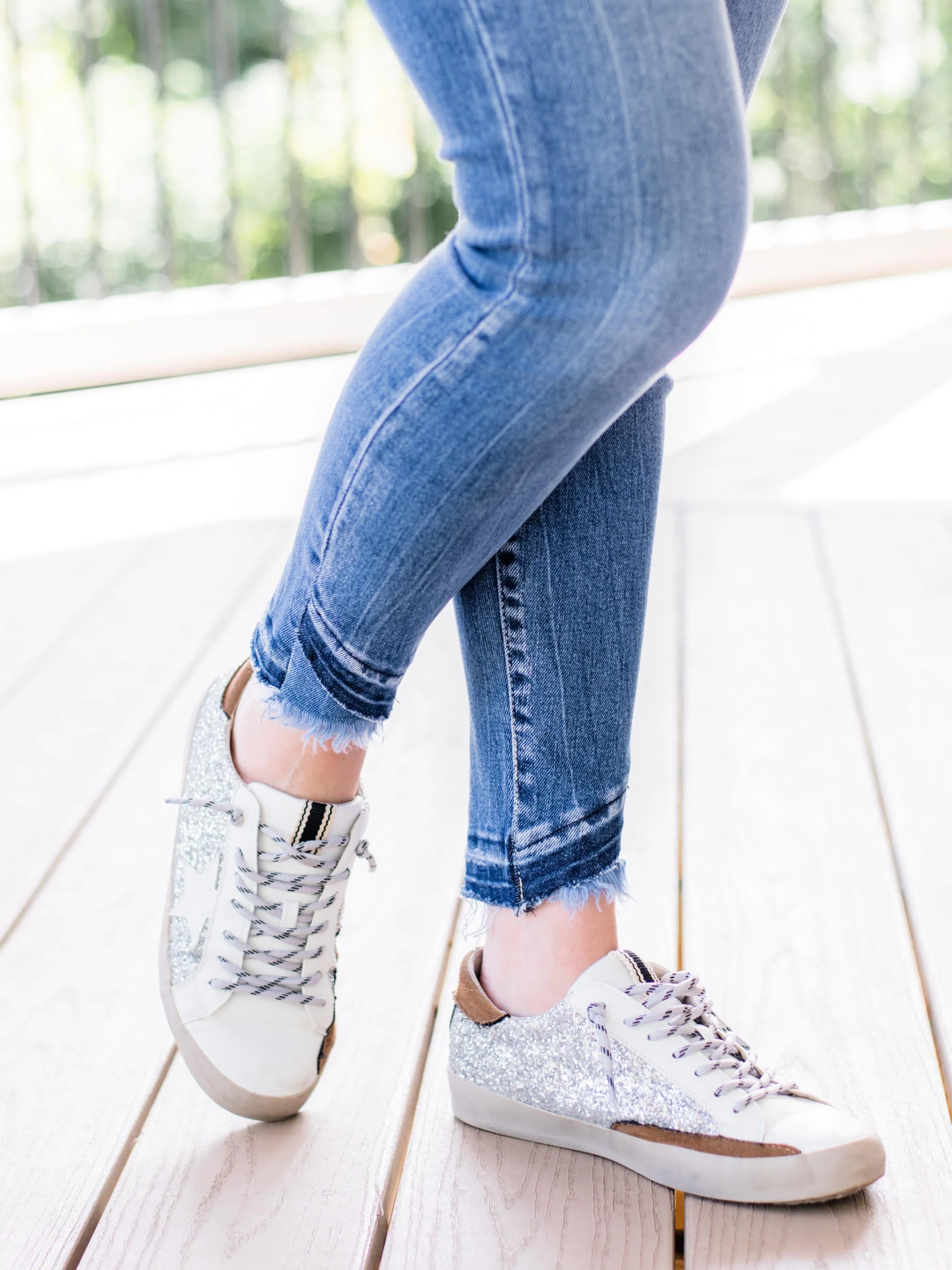 KanCan Medium Wash Skinny Jeans with Hem Detail - Image 7