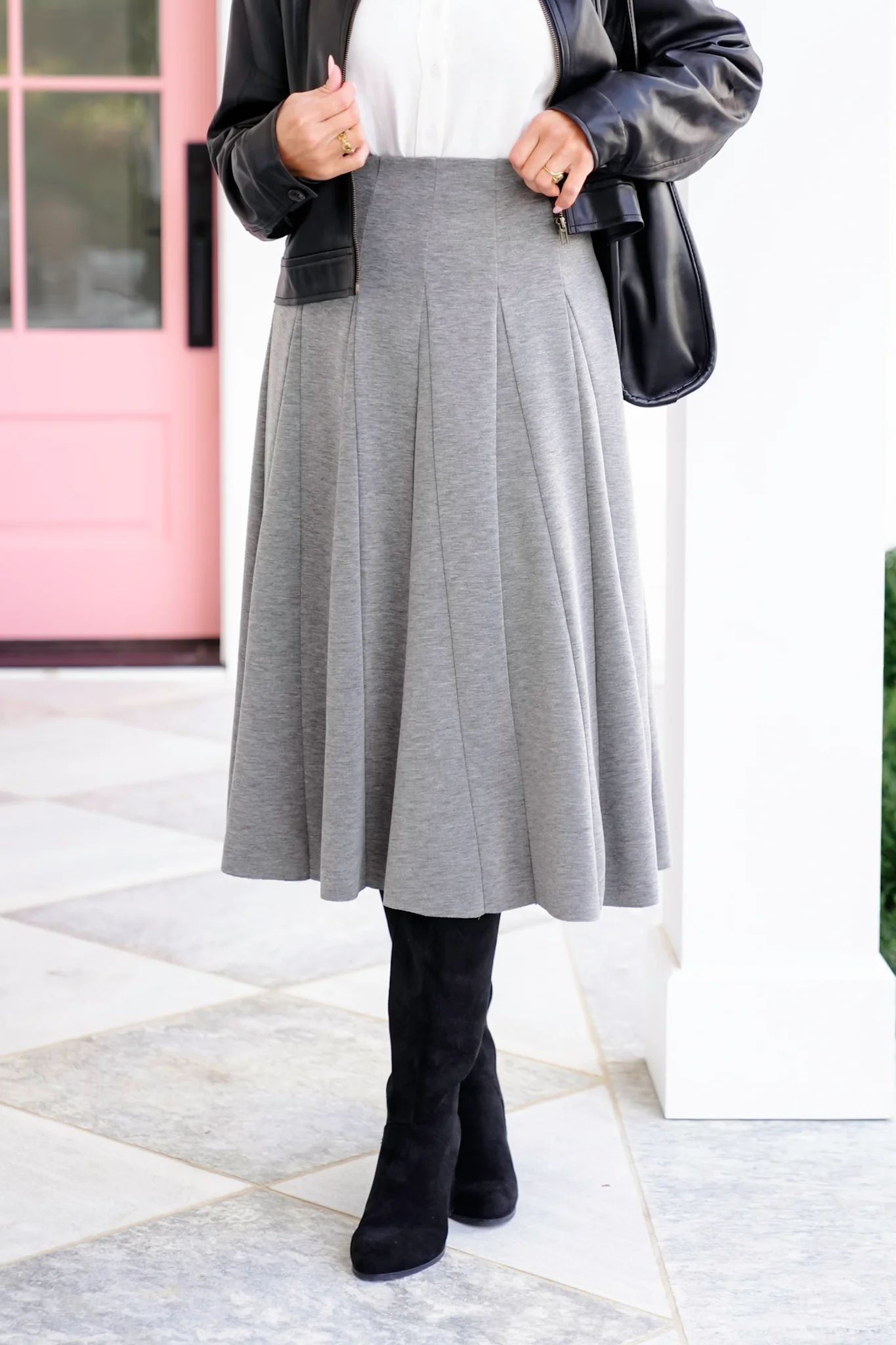 Knit Elastic Waist Pleated Midi Skirt - Image 7