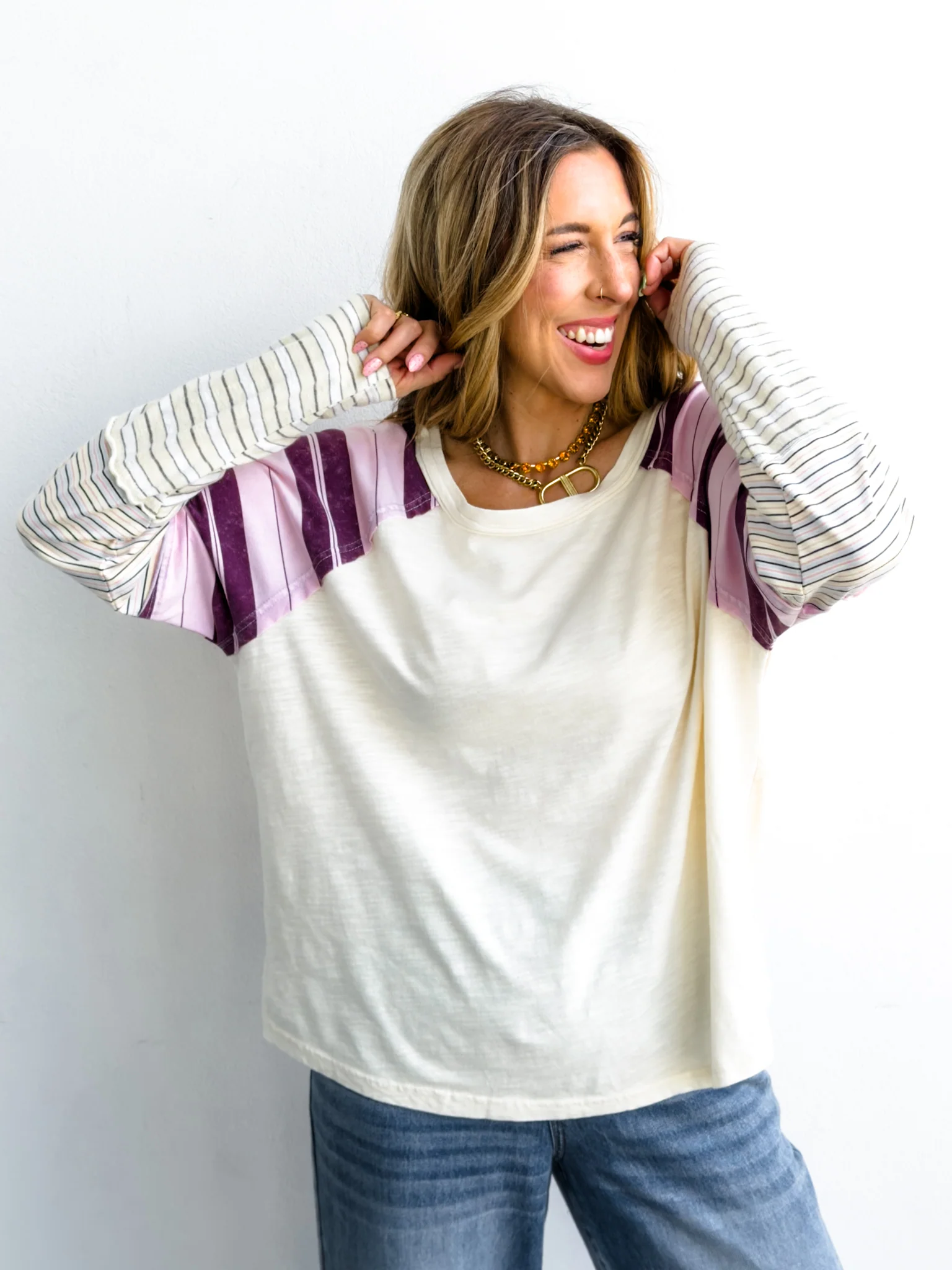 Knit Long Sleeve Round Neck Top with Stripes - Image 4