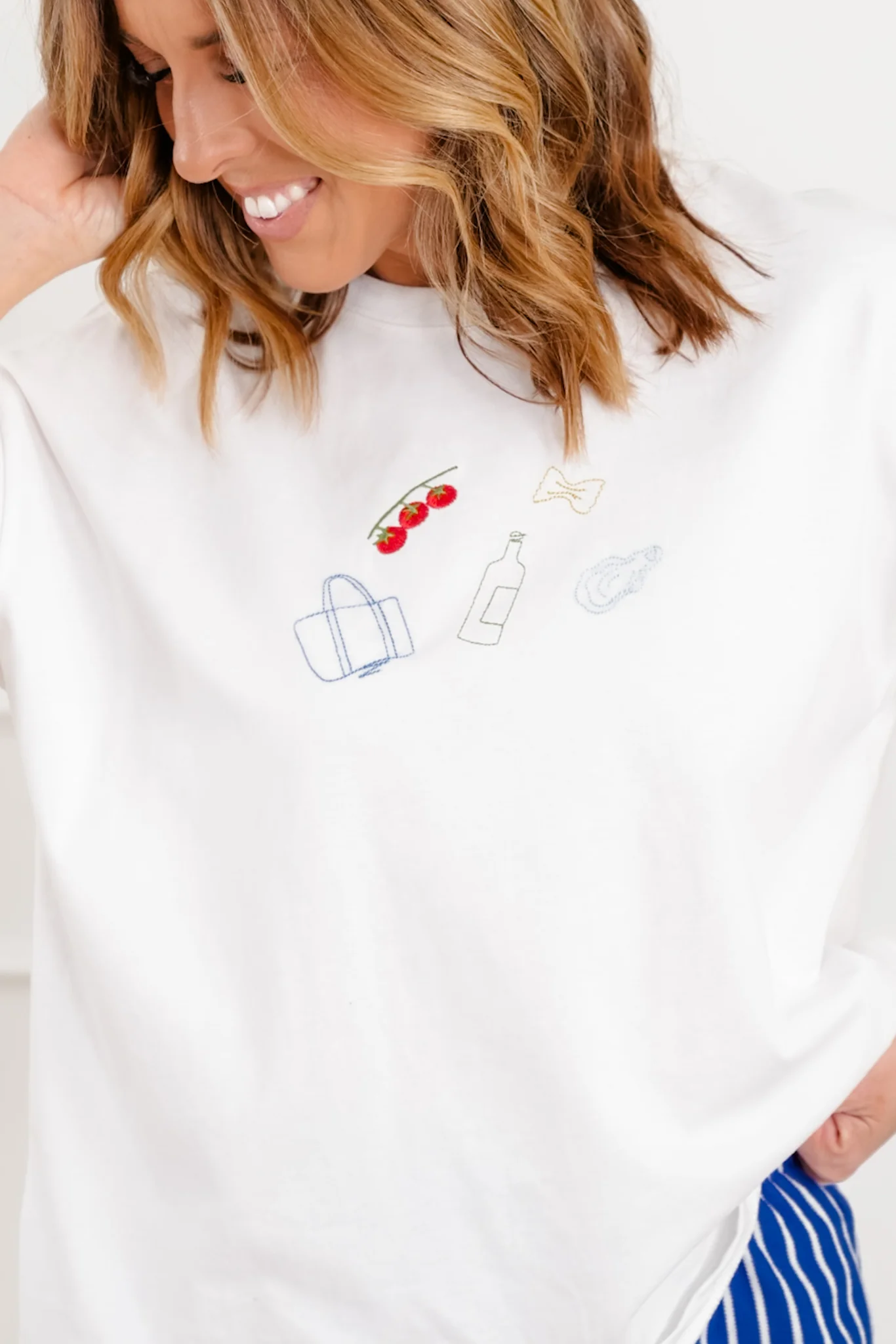 Knit Short Sleeve Round Neck Embroidered Top - Image 5