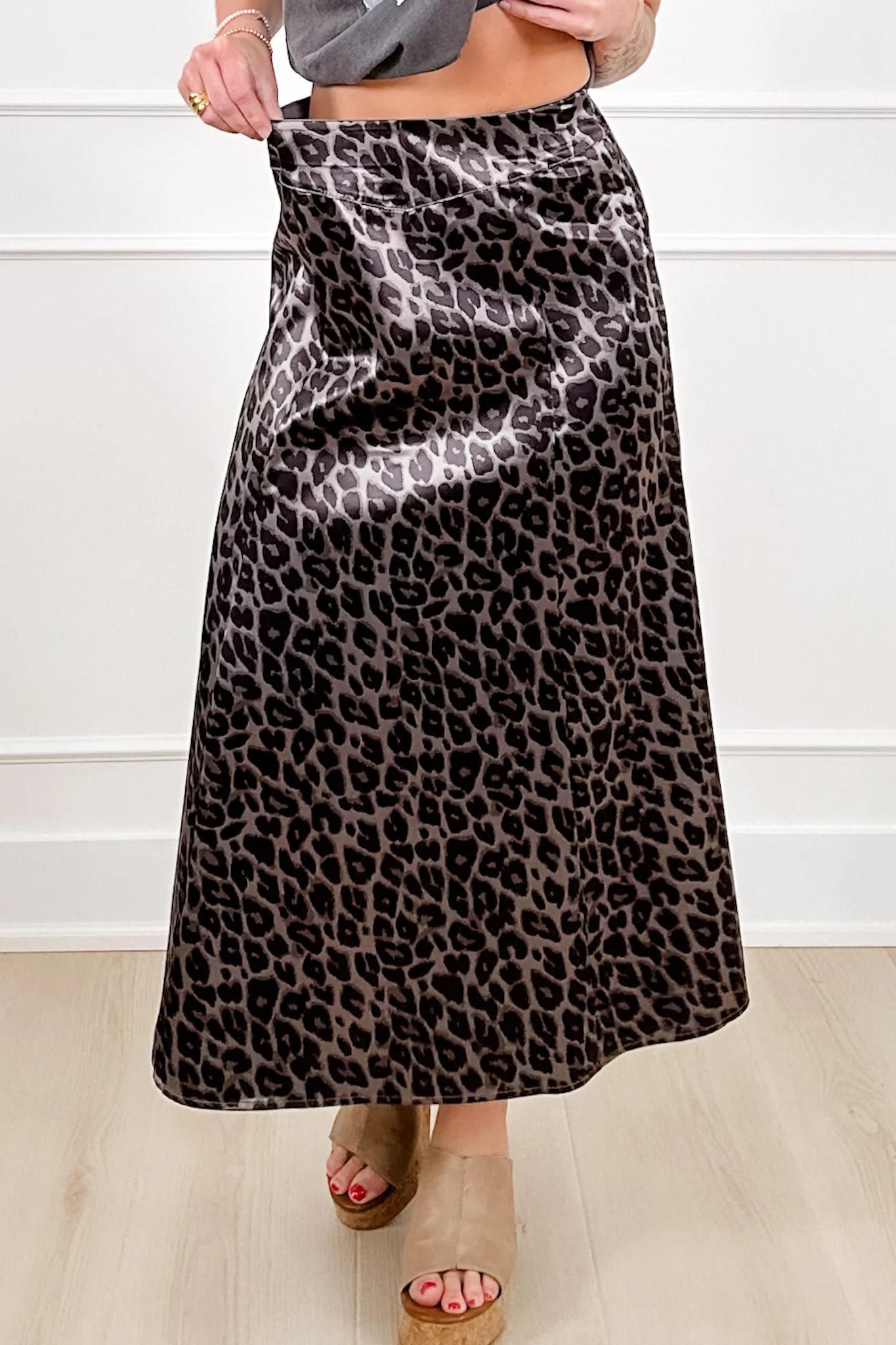 Leopard Print Satin Elastic Waist Midi Skirt - Image 5
