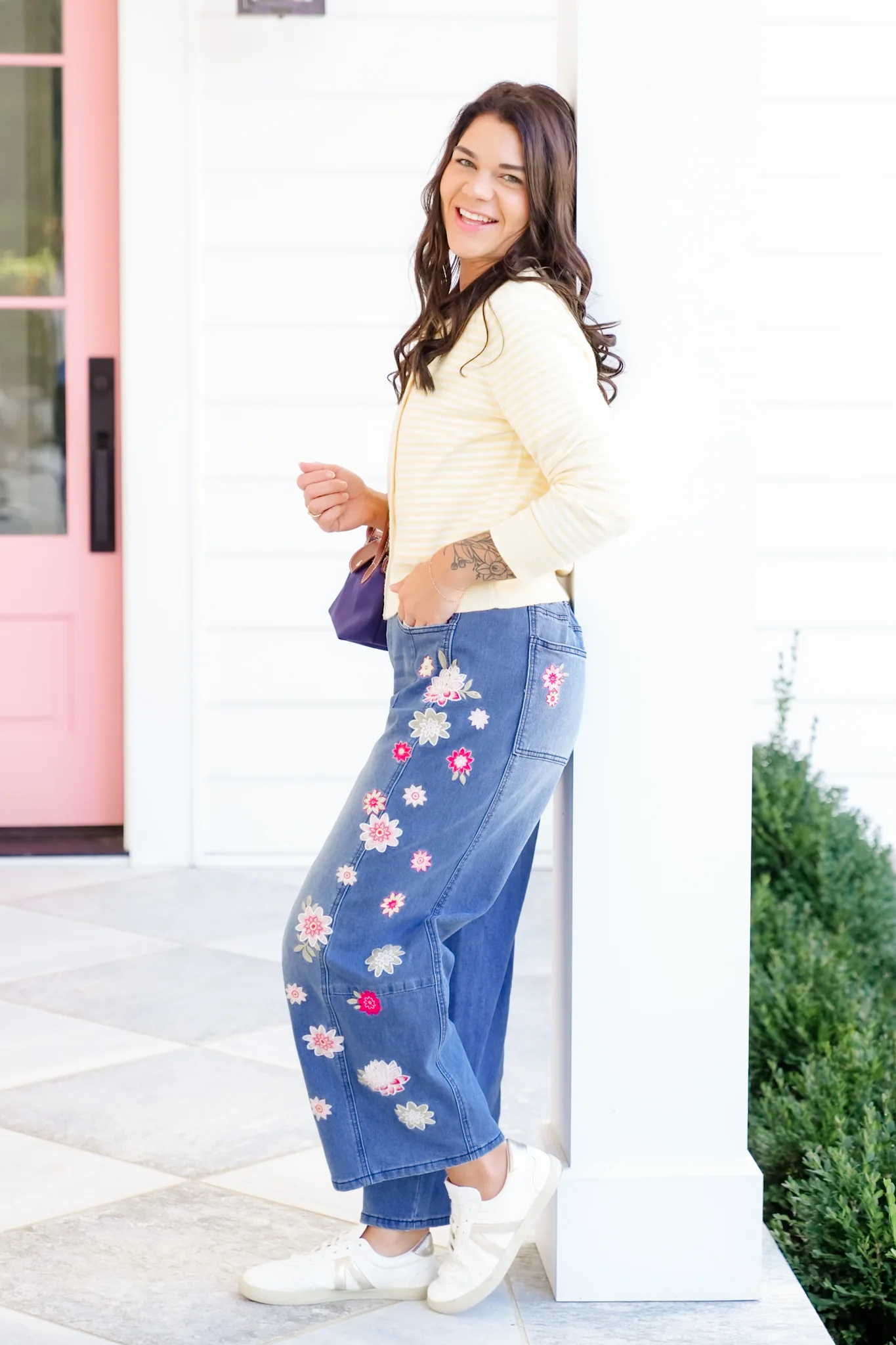 Medium Wash Denim Jeans with Floral Embroidery - Image 4