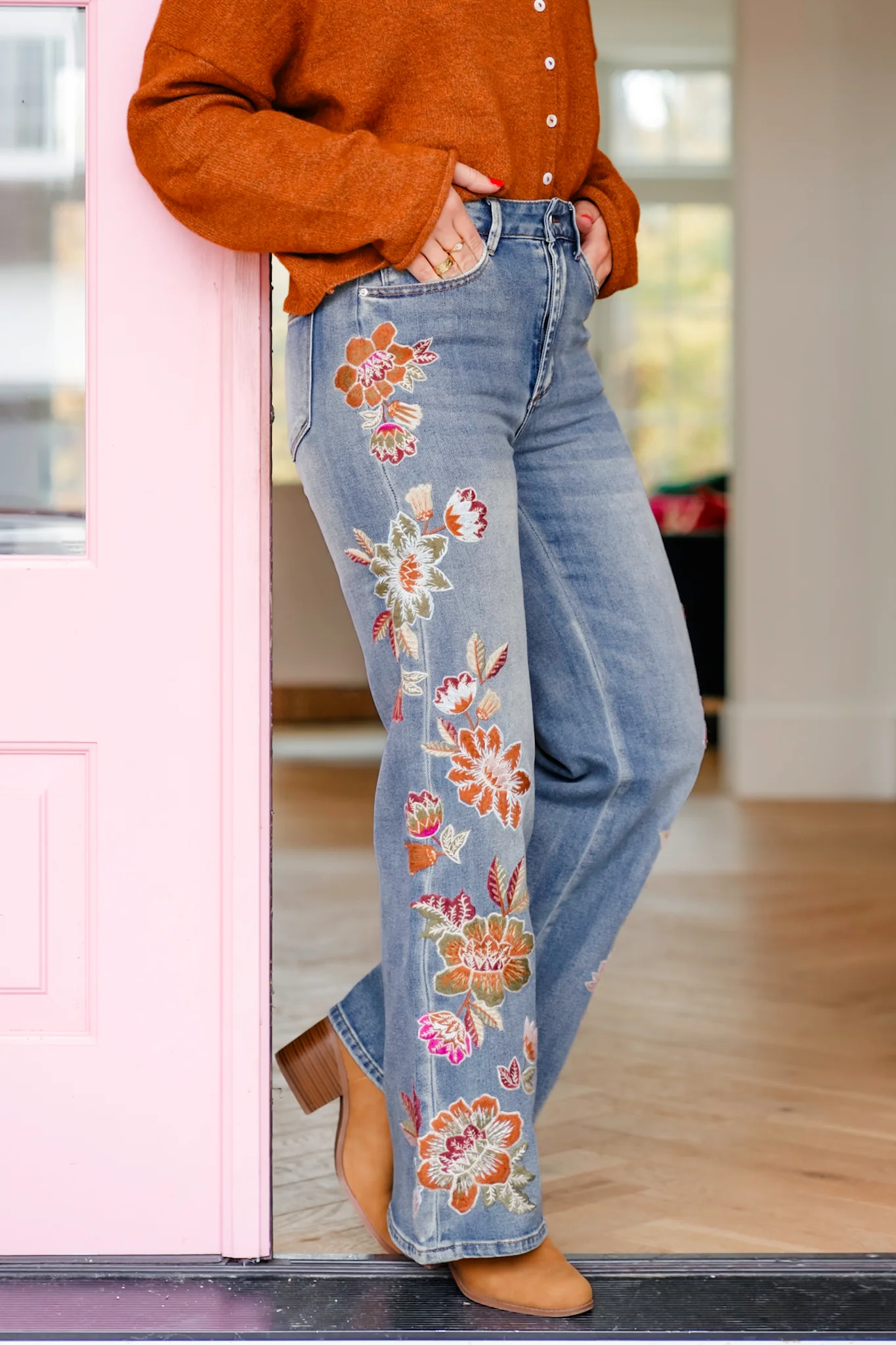 Medium Washed High Waist Jeans with Flower Embroidery - Image 3
