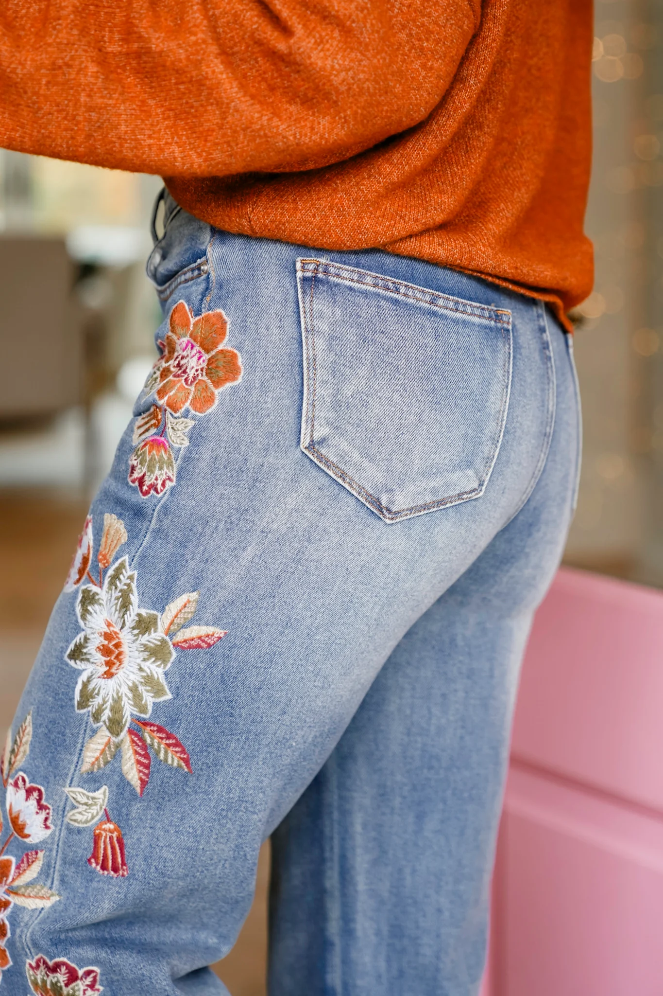 Medium Washed High Waist Jeans with Flower Embroidery - Image 6