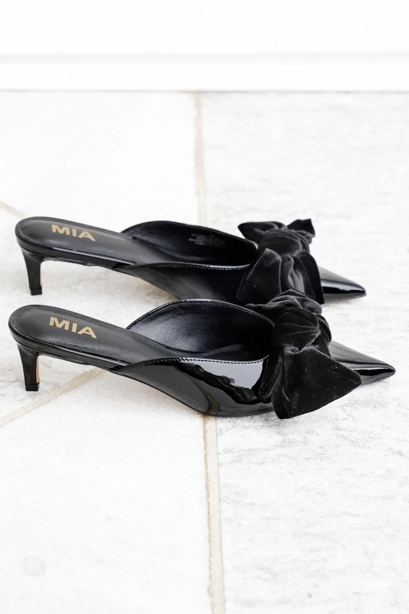 MIA Patent Vegan Leather Pointed Toe Mule with Velvet Bow - Image 3