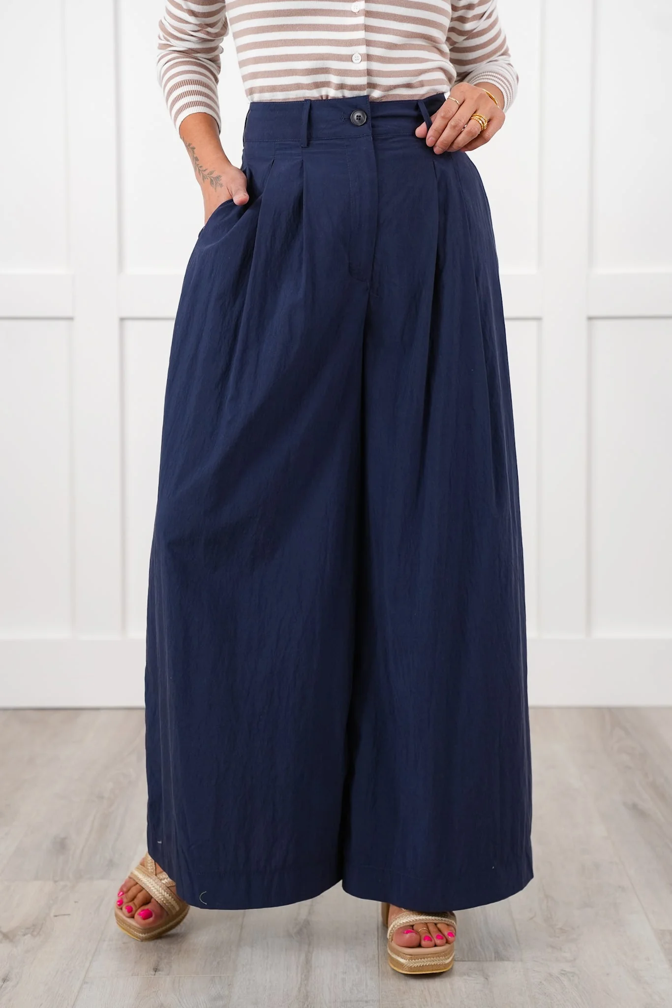 Navy Pleated High Waist Wide Leg Pants - Image 2