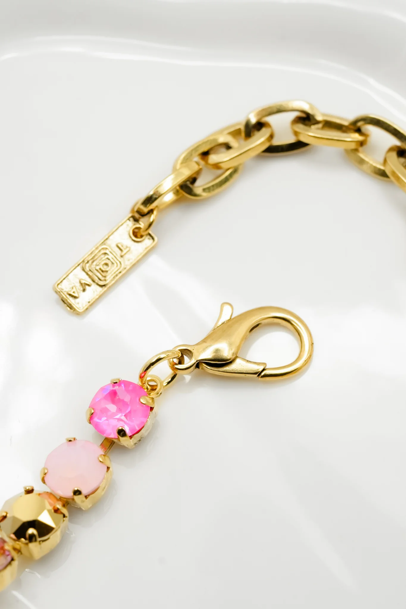 TOVA Oakland Choker in Aura Pink - Image 2