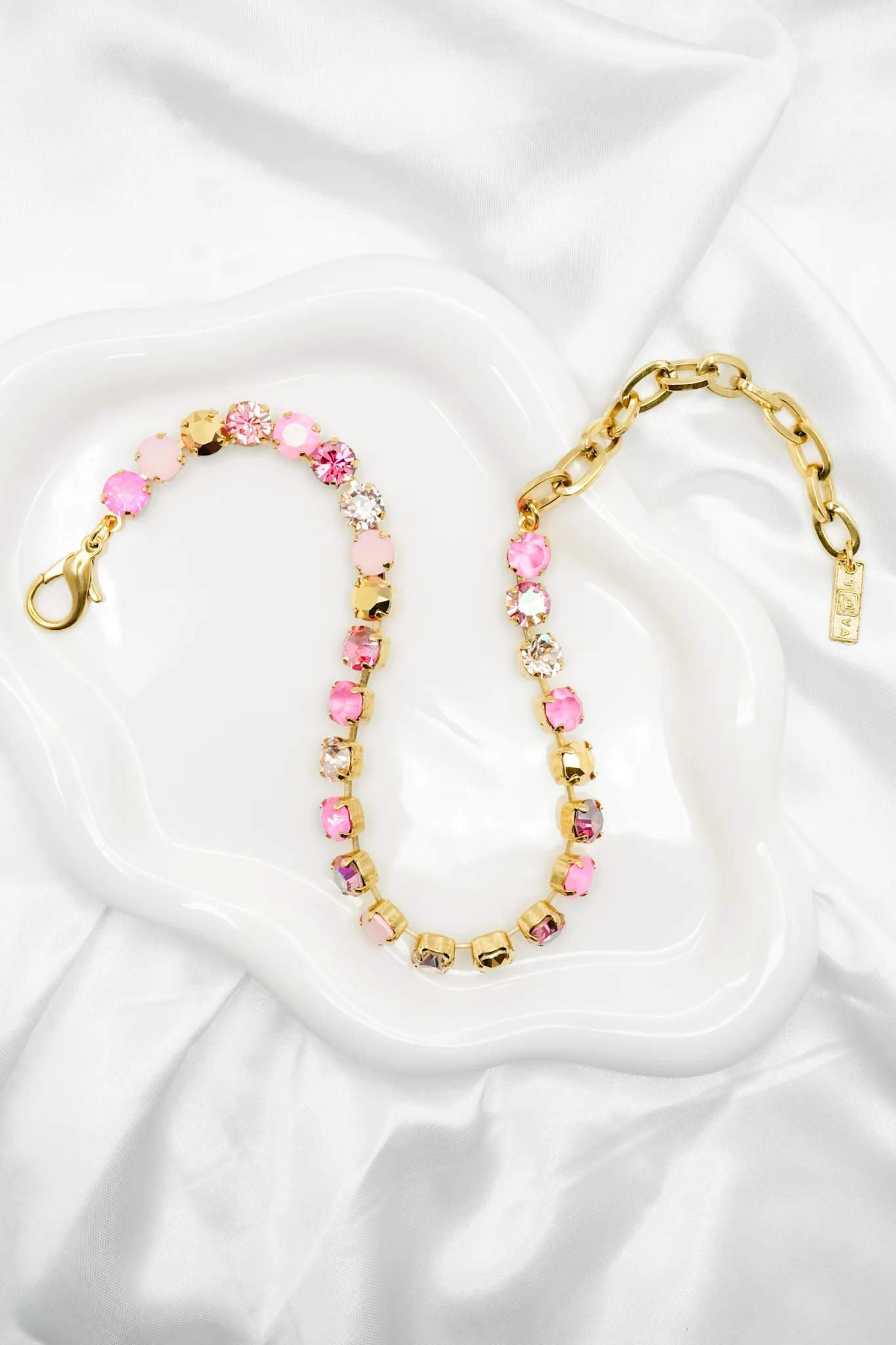 TOVA Oakland Choker in Aura Pink - Image 3