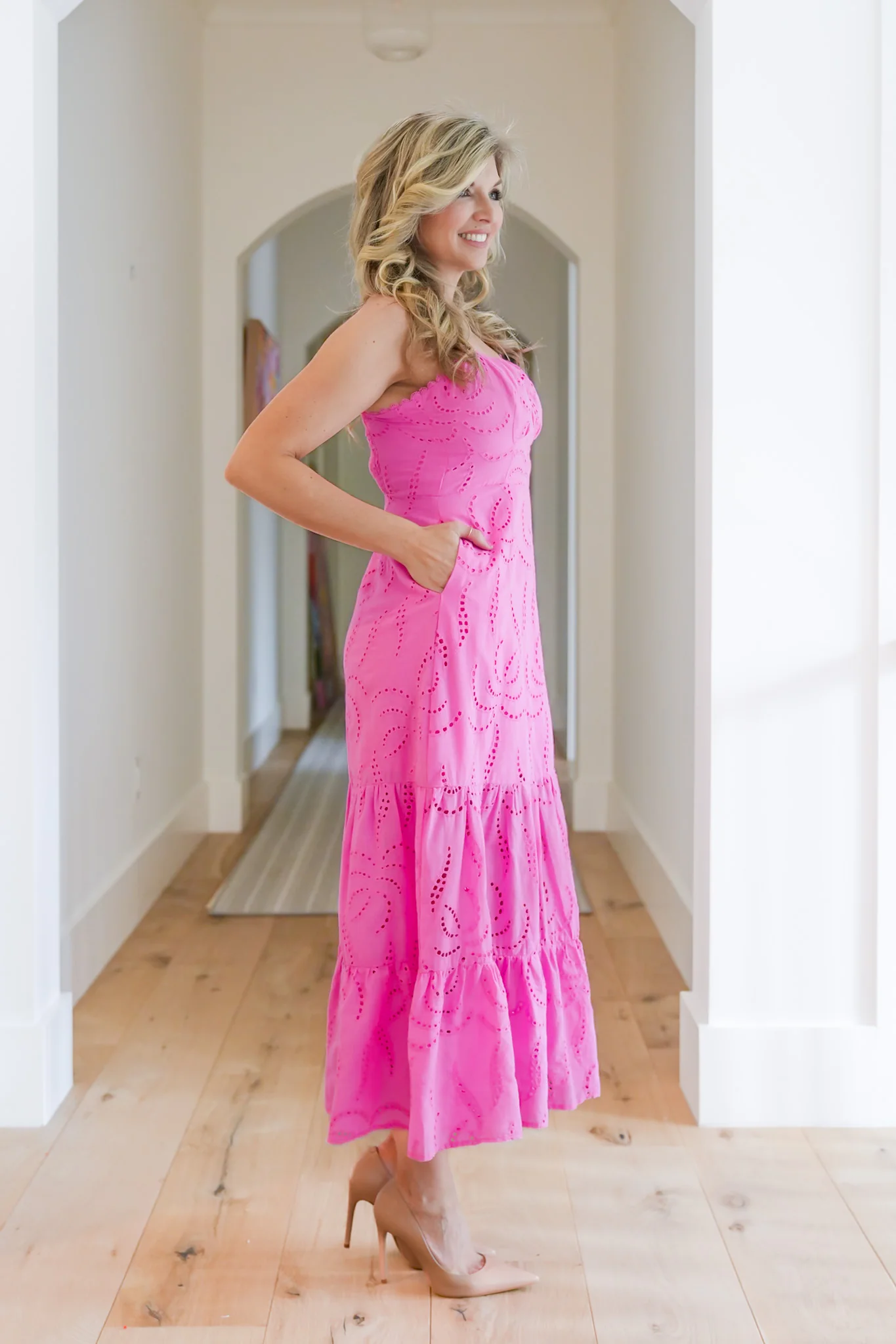Pink Eyelet Sleeveless Tiered Dress with Side Pockets - Image 4