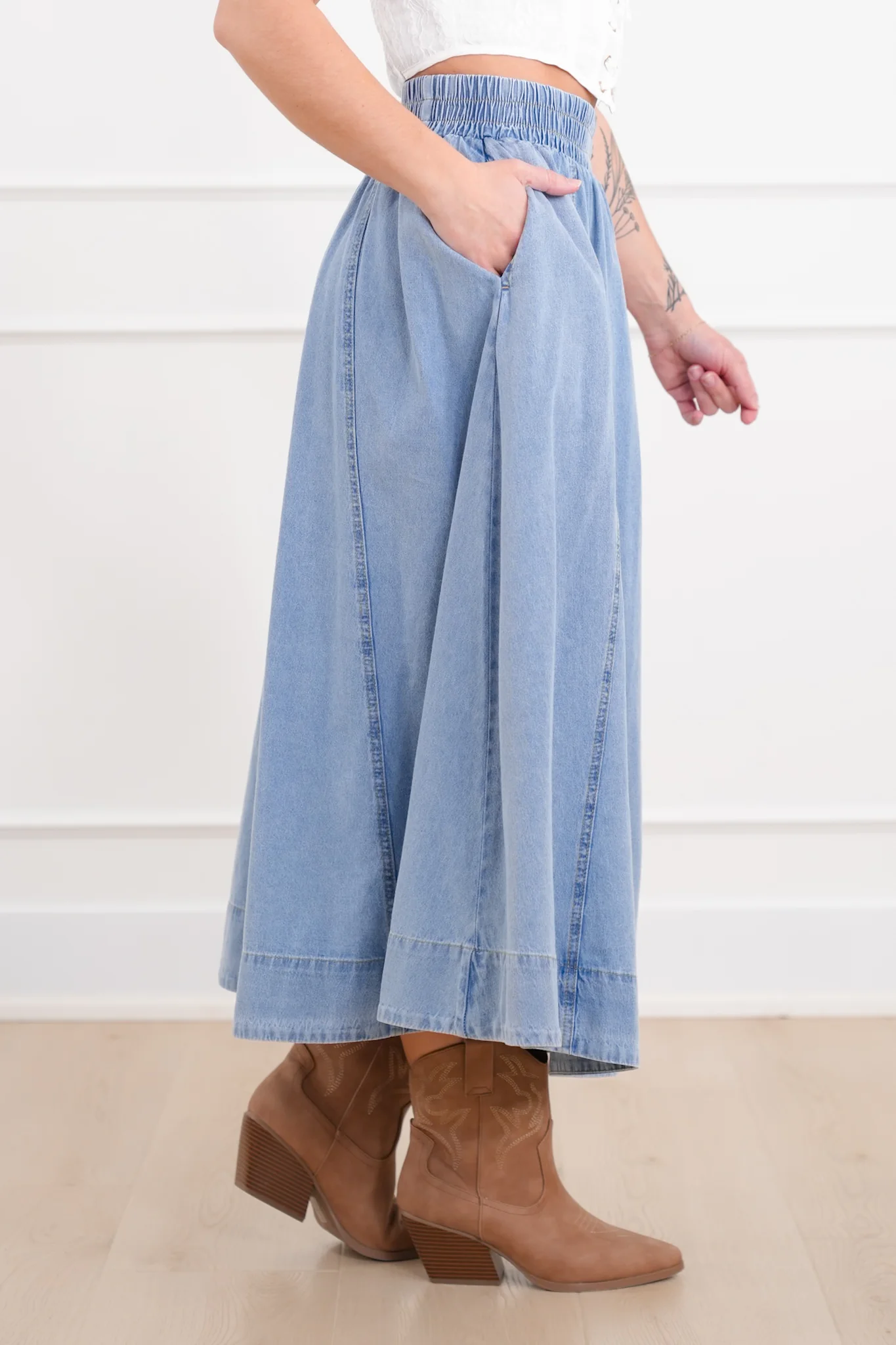 Plus/Reg Elastic Waist Midi Skirt with Side Pockets - Image 9