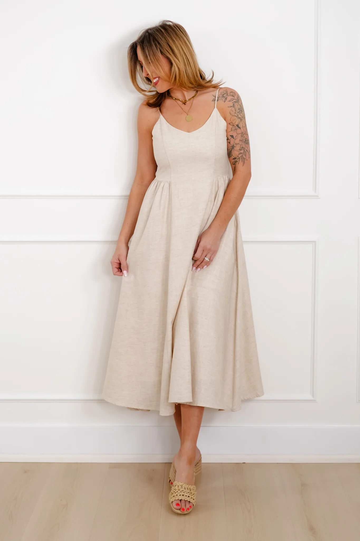 Plus/Reg Beige Sleeveless Midi Dress - Image 2
