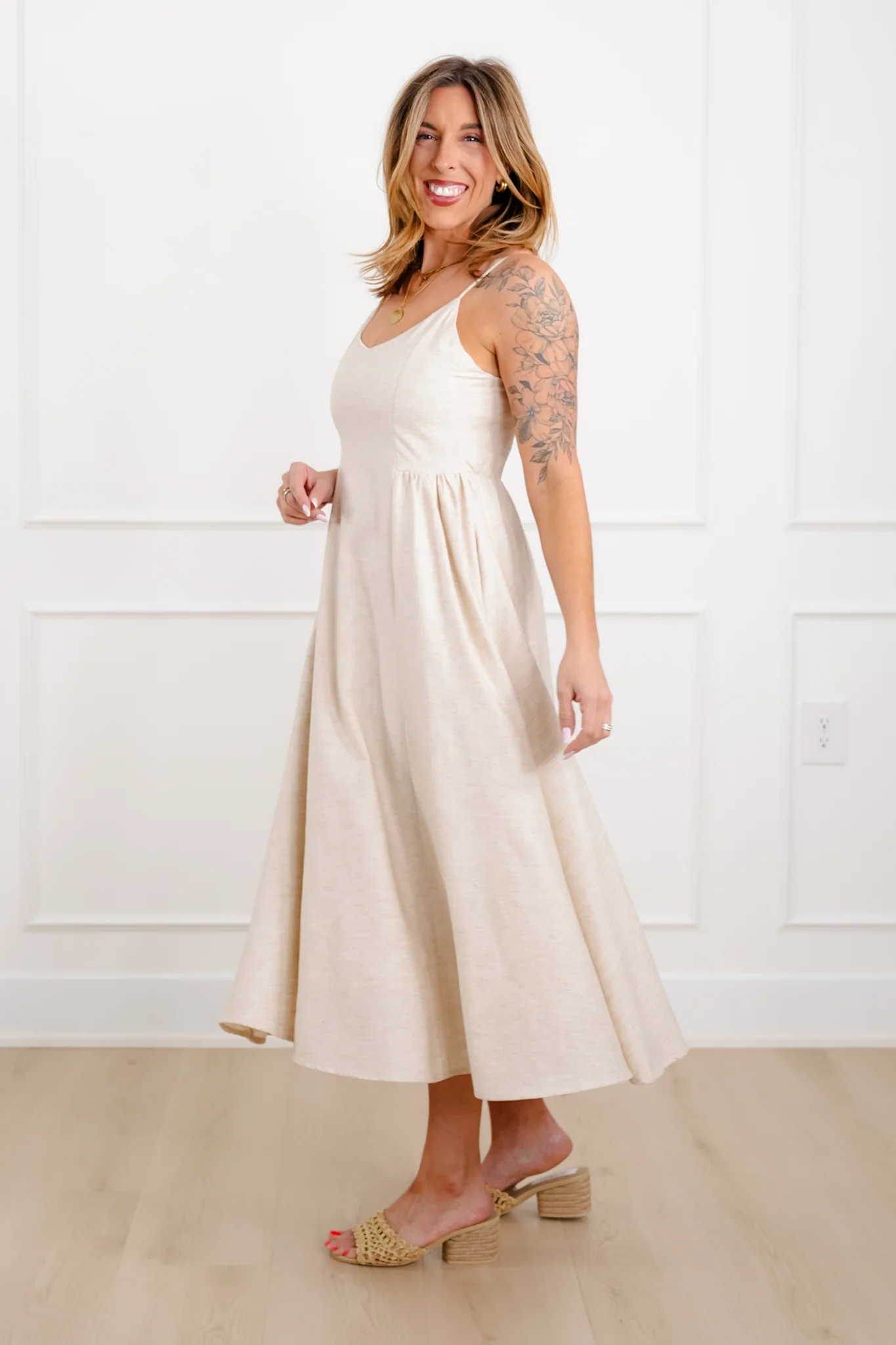 Plus/Reg Beige Sleeveless Midi Dress - Image 6