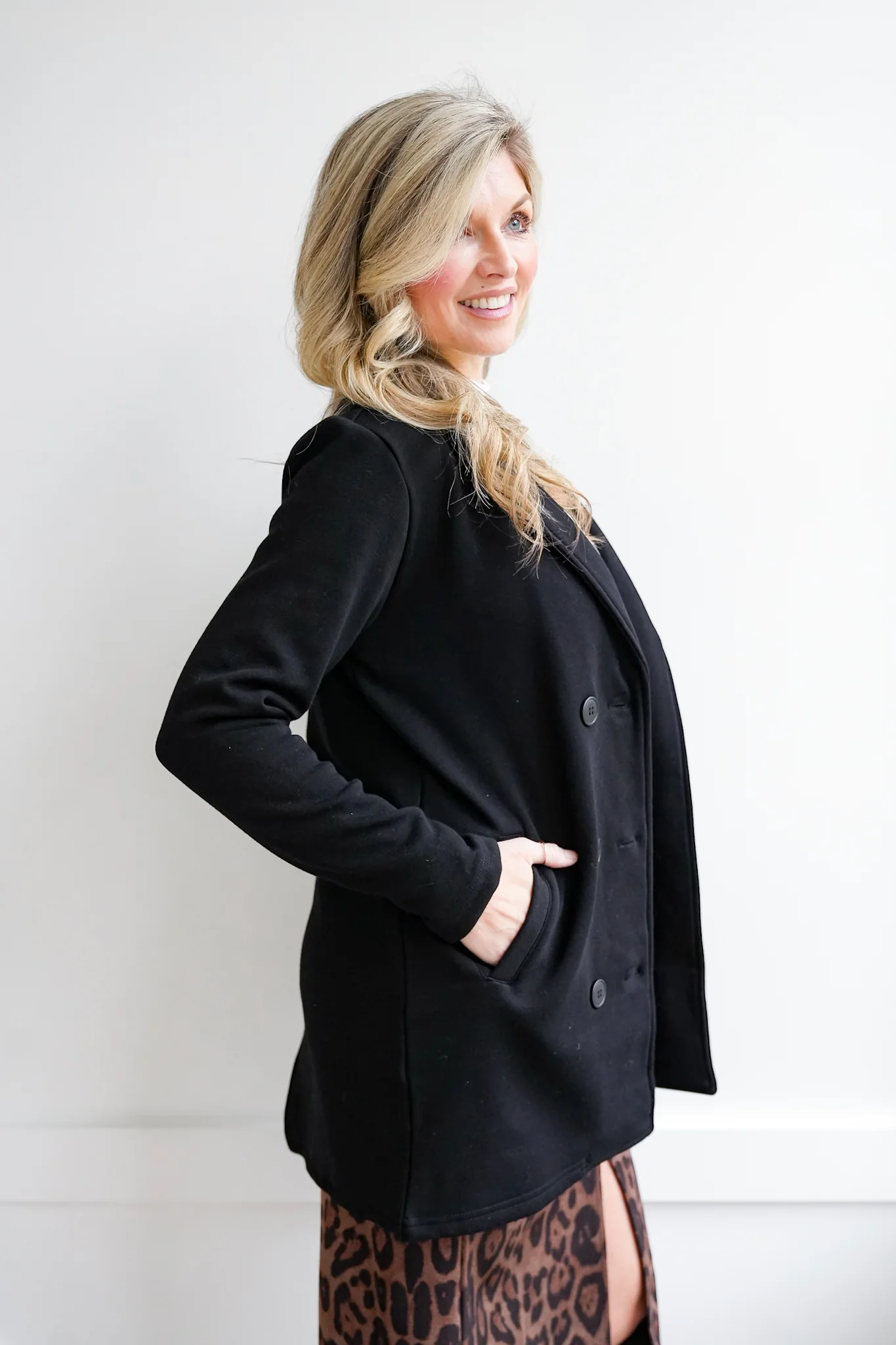 Plus/Reg Black Knit Long Sleeve Double Breasted Blazer - Image 2